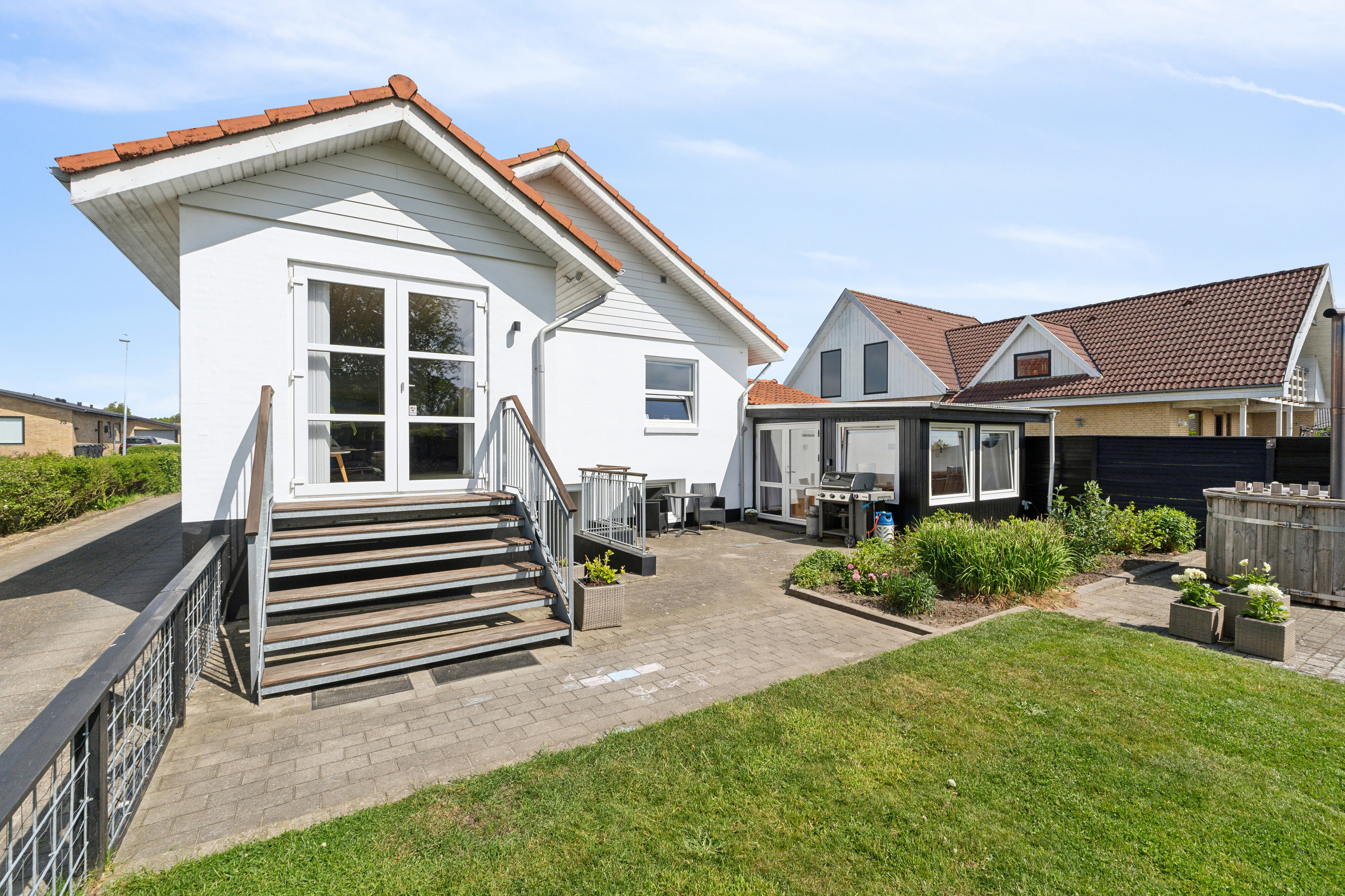 Fremhævet set fra haven billede i fuldskærmstilstand. Billede af Østre Alle 70, 9800 Hjørring