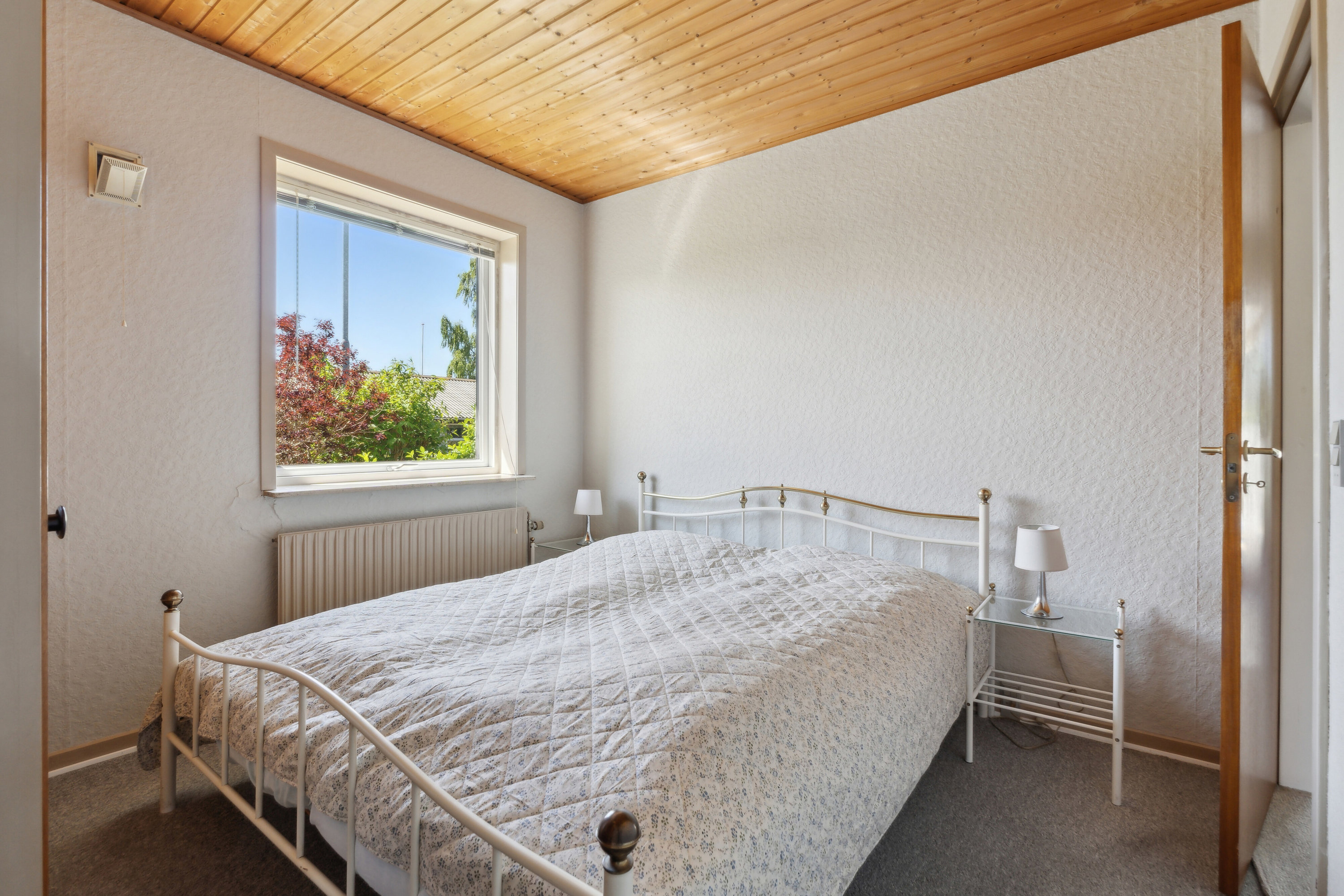 Fremhævet soveværelse billede i fuldskærmstilstand. Billede af Hesselhavevej 22, 5856 Ryslinge