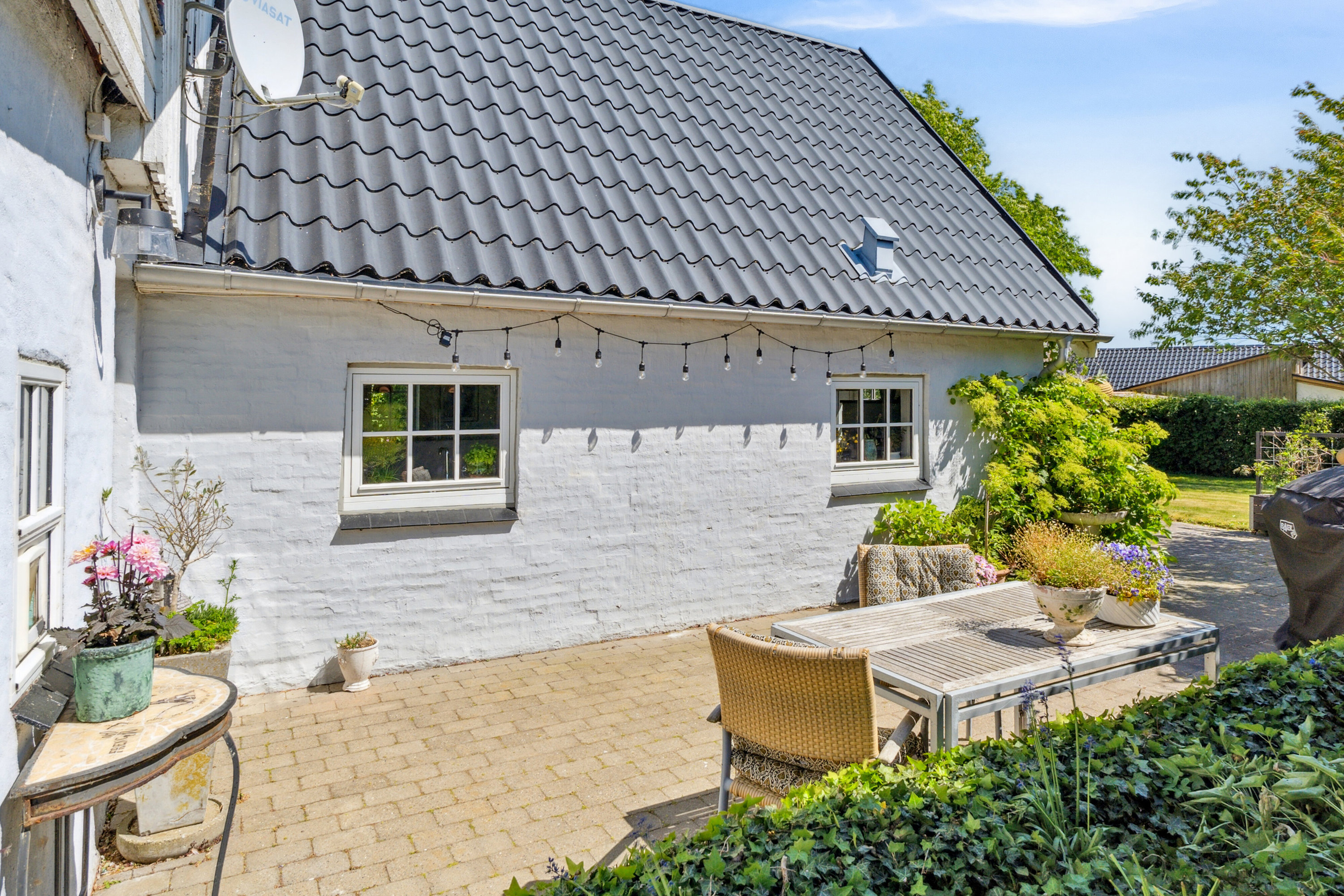 Fremhævet terrasse billede i fuldskærmstilstand. Billede af Farrevej 31, Skjørring, 8464 Galten