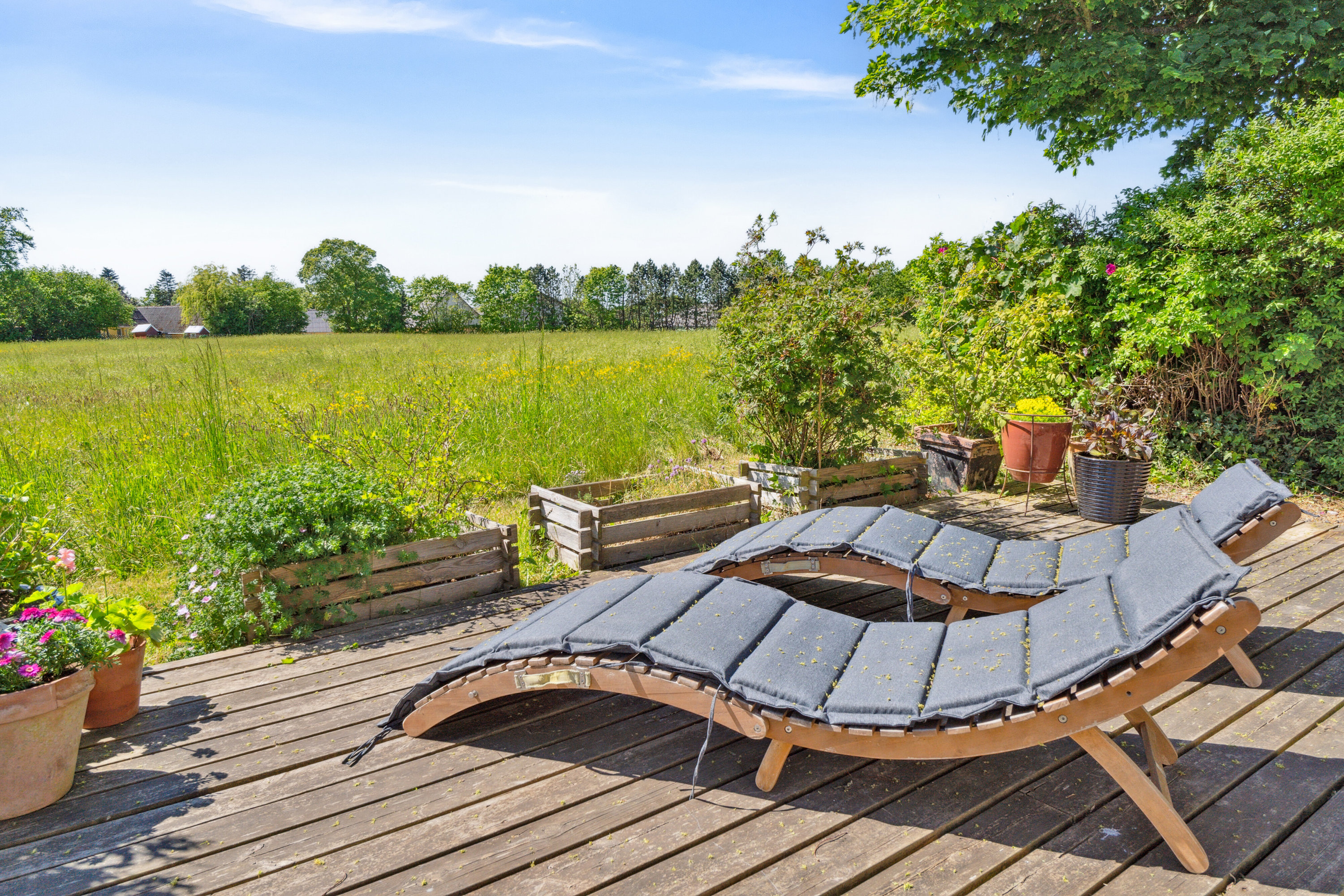 Fremhævet terrasse billede i fuldskærmstilstand. Billede af Farrevej 31, Skjørring, 8464 Galten