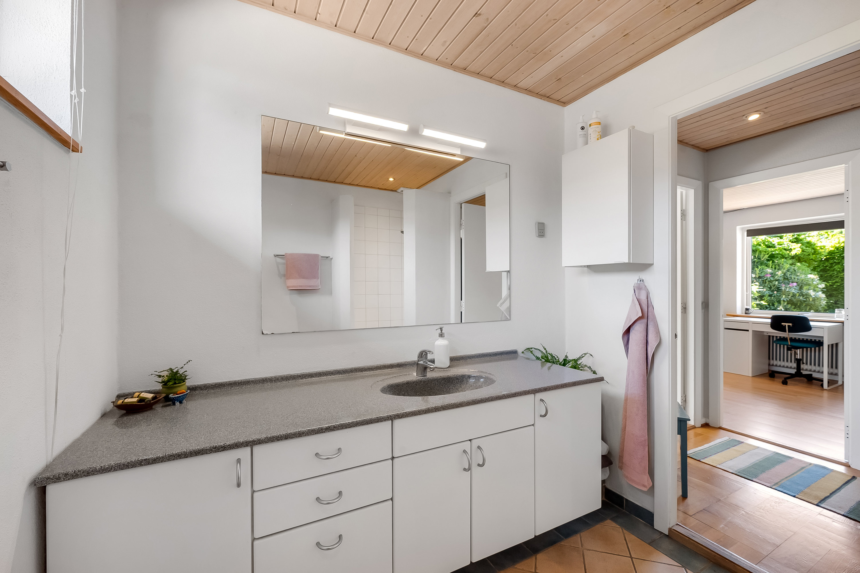 Fremhævet andet billede i fuldskærmstilstand. Billede af Kastanjevej 7, 6950 Ringkøbing