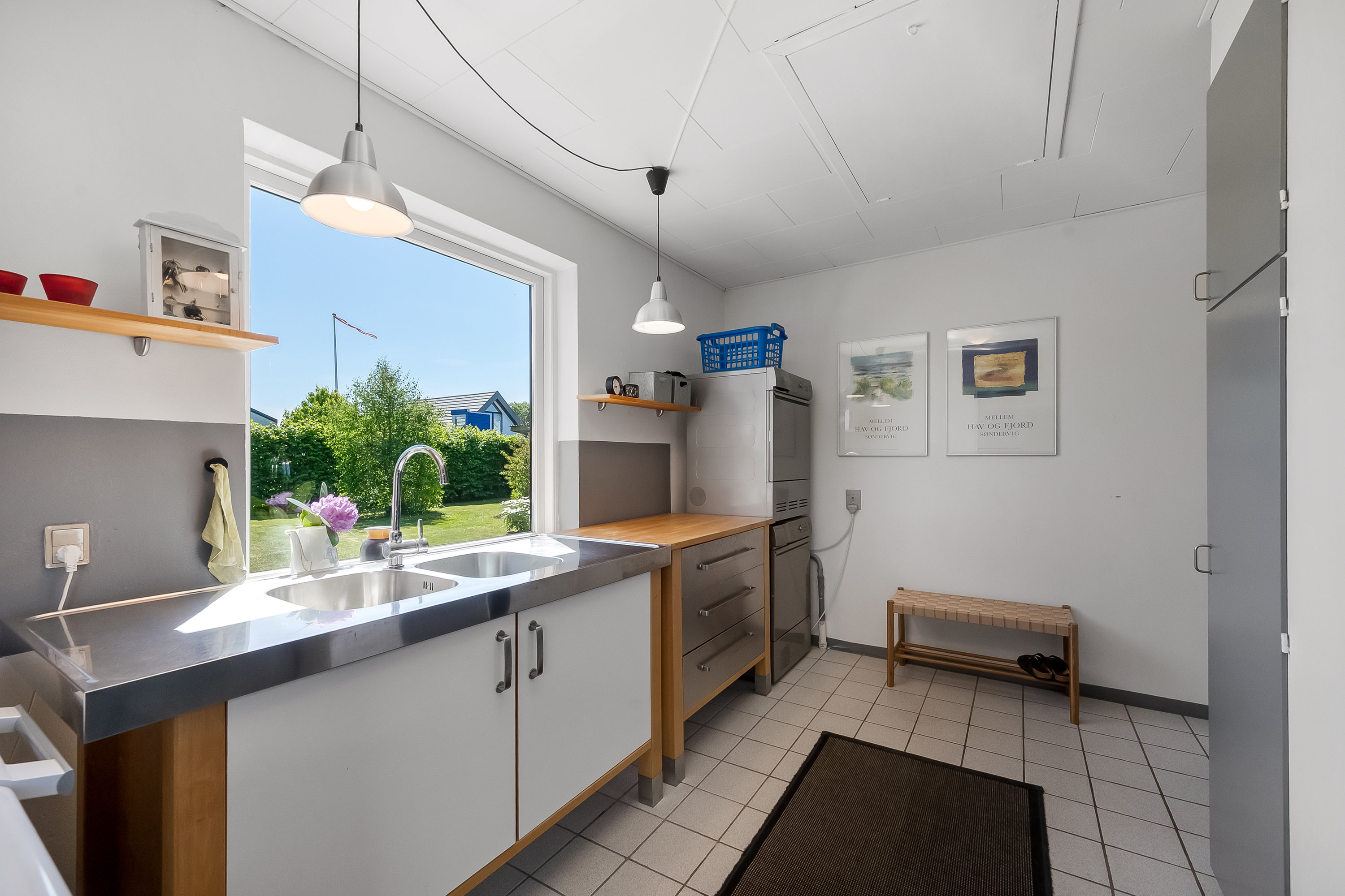 Fremhævet køkken billede i fuldskærmstilstand. Billede af Kastanjevej 7, 6950 Ringkøbing