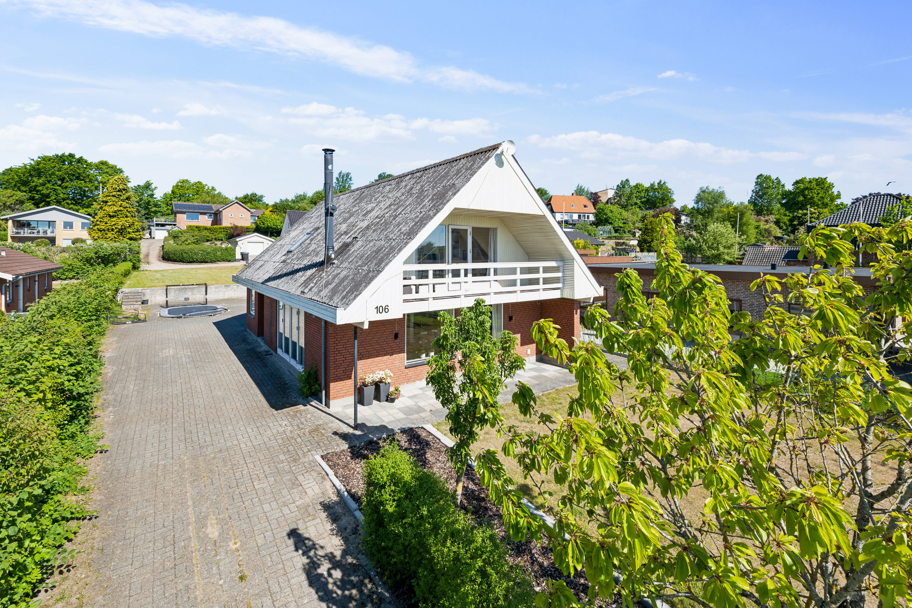 Fremhævet ejendom 1 billede i fuldskærmstilstand. Billede af Koldingvej 106, 8800 Viborg