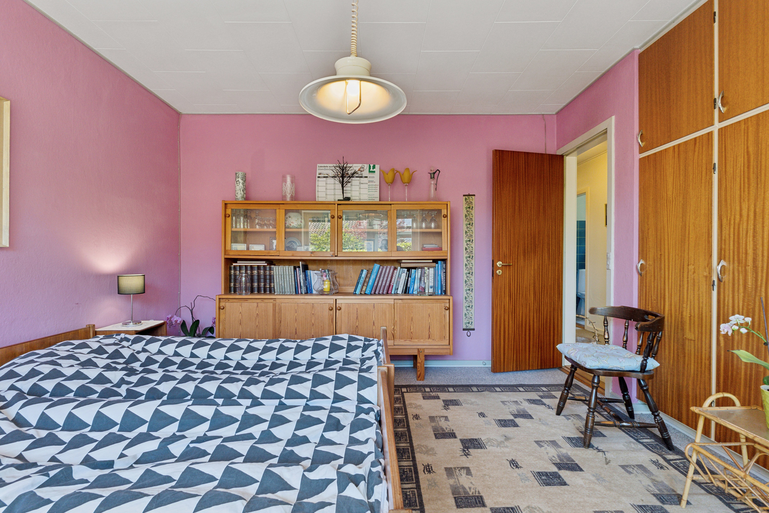 Fremhævet soveværelse billede i fuldskærmstilstand. Billede af Hesselhavevej 22, 5856 Ryslinge