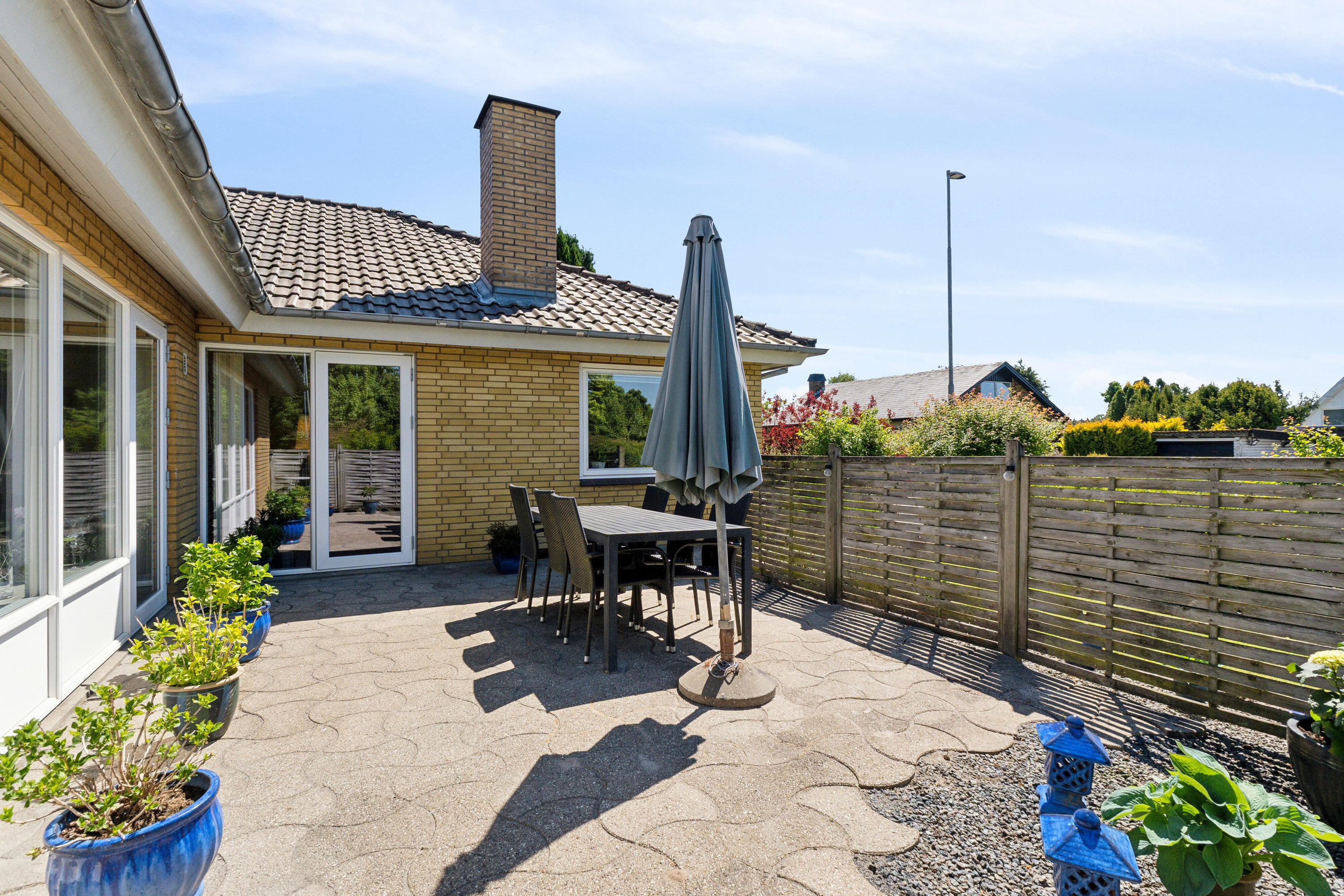 Fremhævet terrasse billede i fuldskærmstilstand. Billede af Hesselhavevej 22, 5856 Ryslinge