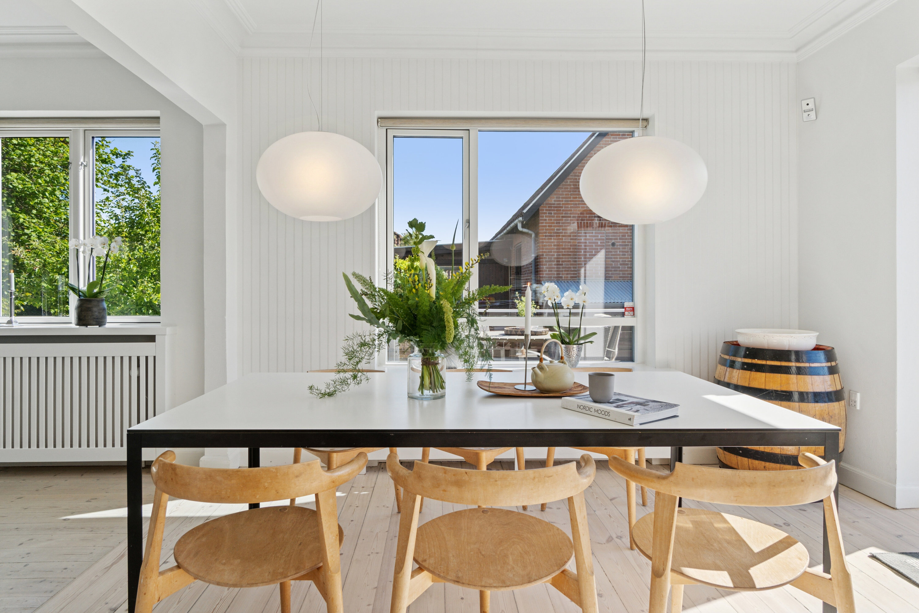 Fremhævet spisestue billede i fuldskærmstilstand. Billede af Svend Dyrings Vej 12, 2300 København S