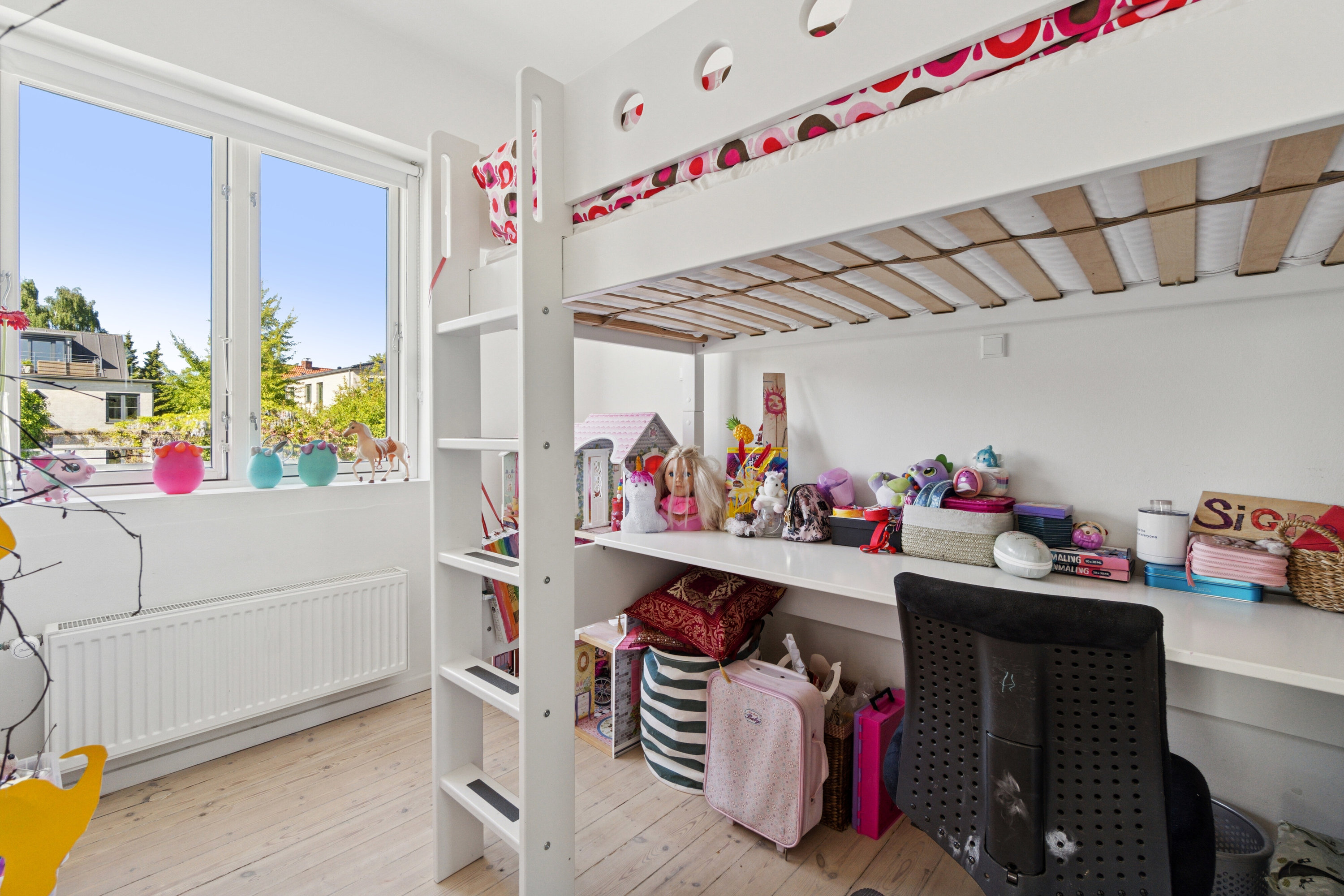 Fremhævet børneværelse billede i fuldskærmstilstand. Billede af Svend Dyrings Vej 12, 2300 København S