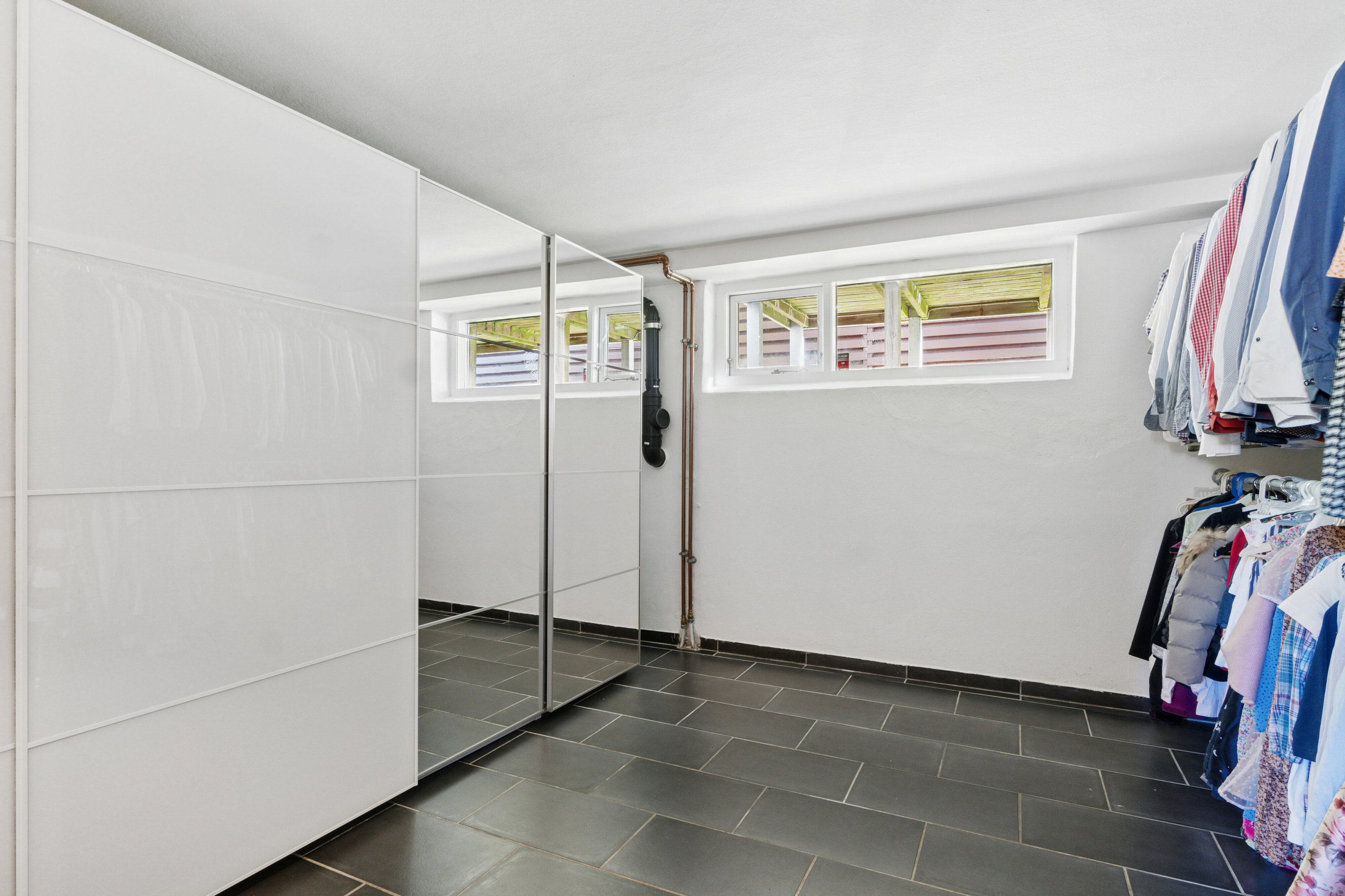 Fremhævet indendørs billede i fuldskærmstilstand. Billede af Svend Dyrings Vej 12, 2300 København S