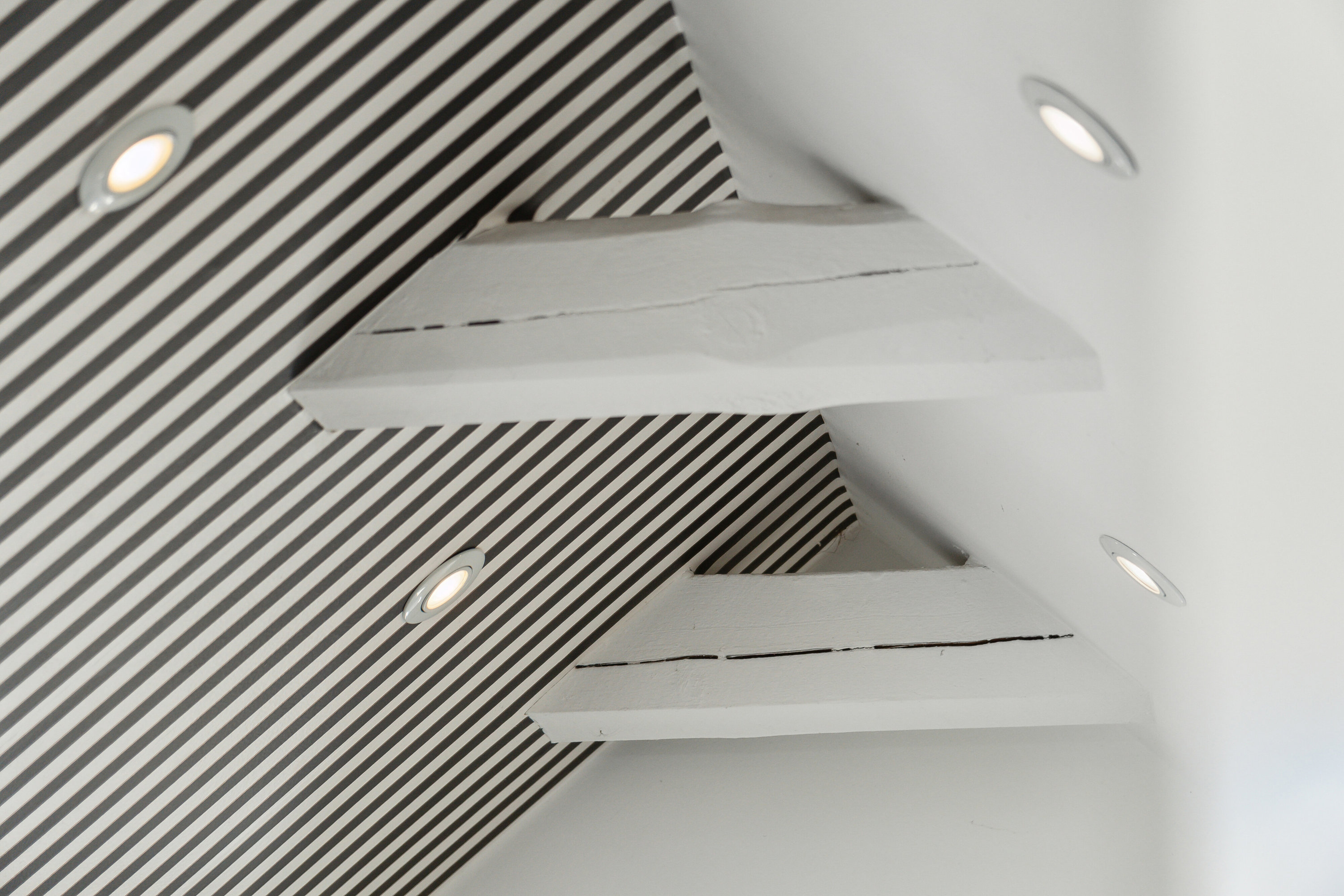 Fremhævet indendørs billede i fuldskærmstilstand. Billede af Svend Dyrings Vej 12, 2300 København S