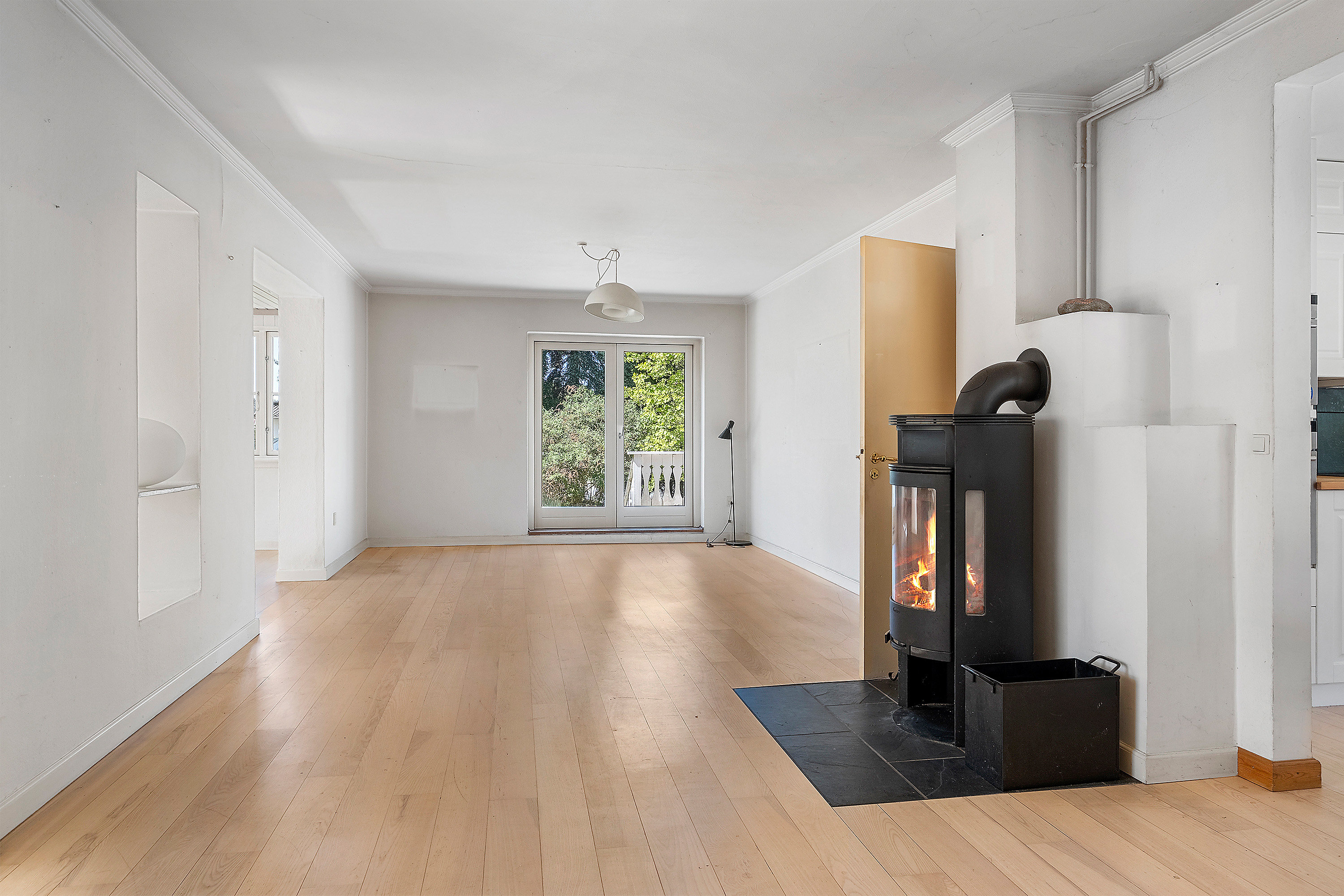 Fremhævet stue billede i fuldskærmstilstand. Billede af Hørsholm Kongevej 21, 2970 Hørsholm