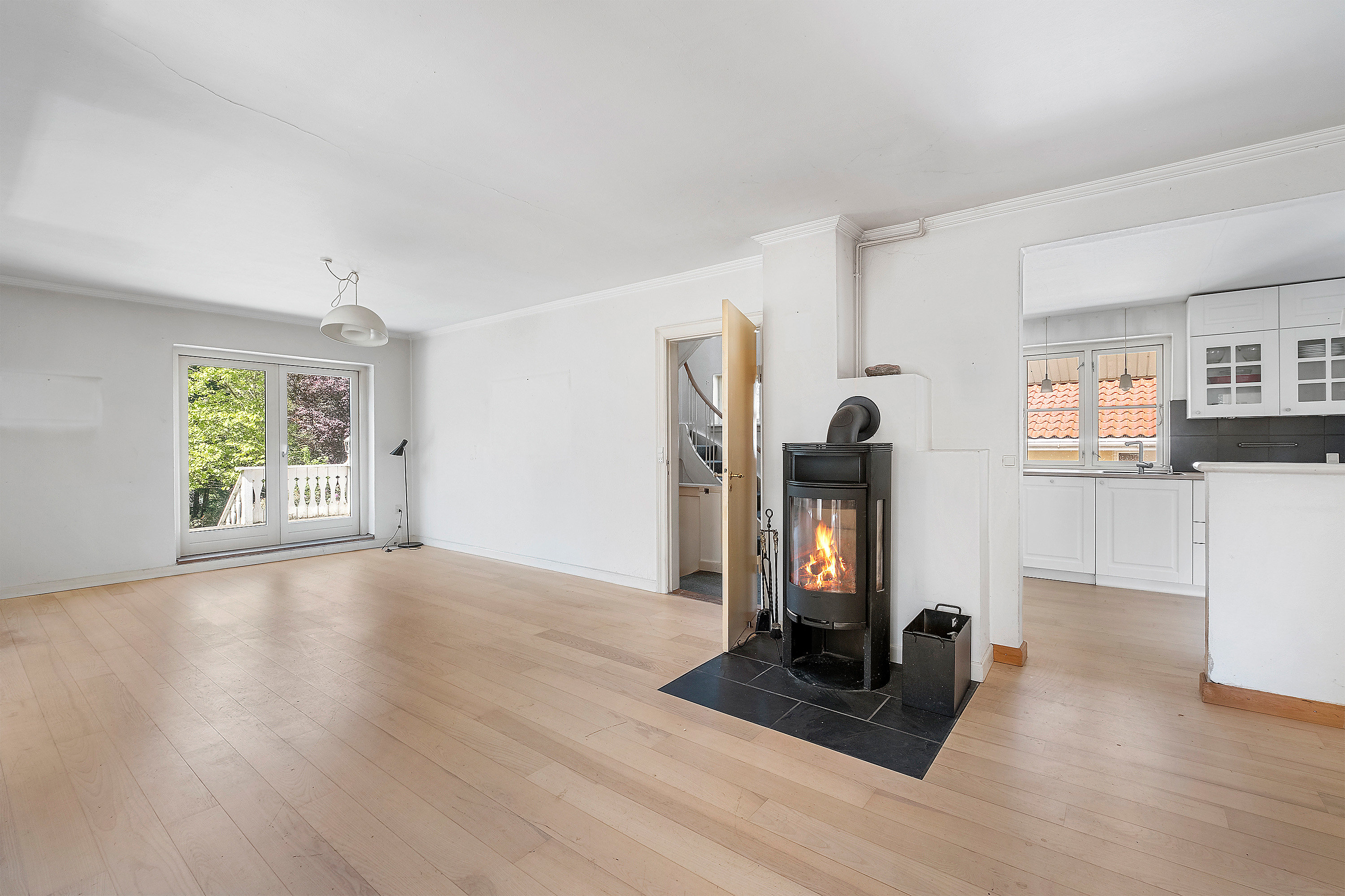 Fremhævet stue billede i fuldskærmstilstand. Billede af Hørsholm Kongevej 21, 2970 Hørsholm