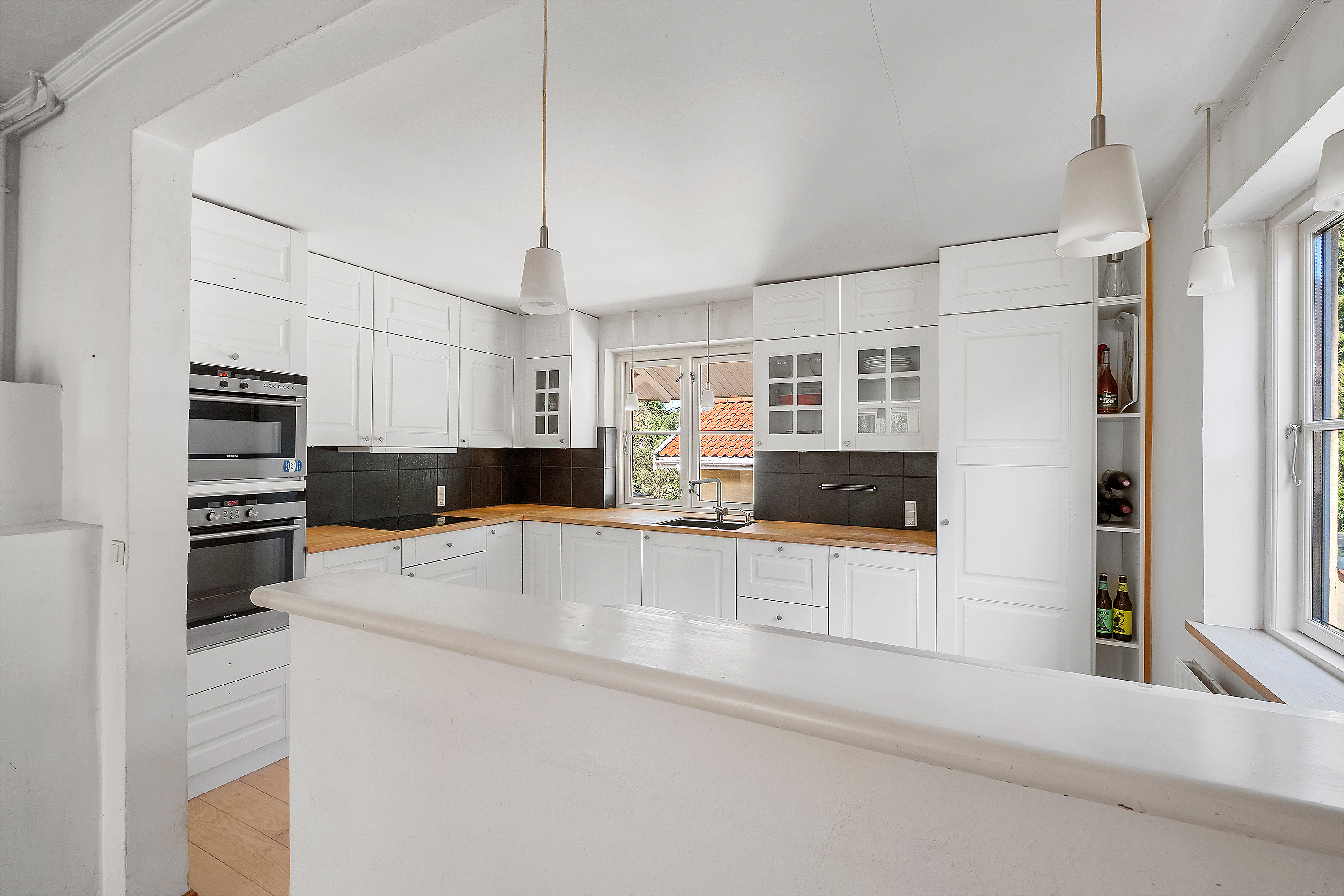 Fremhævet køkken billede i fuldskærmstilstand. Billede af Hørsholm Kongevej 21, 2970 Hørsholm