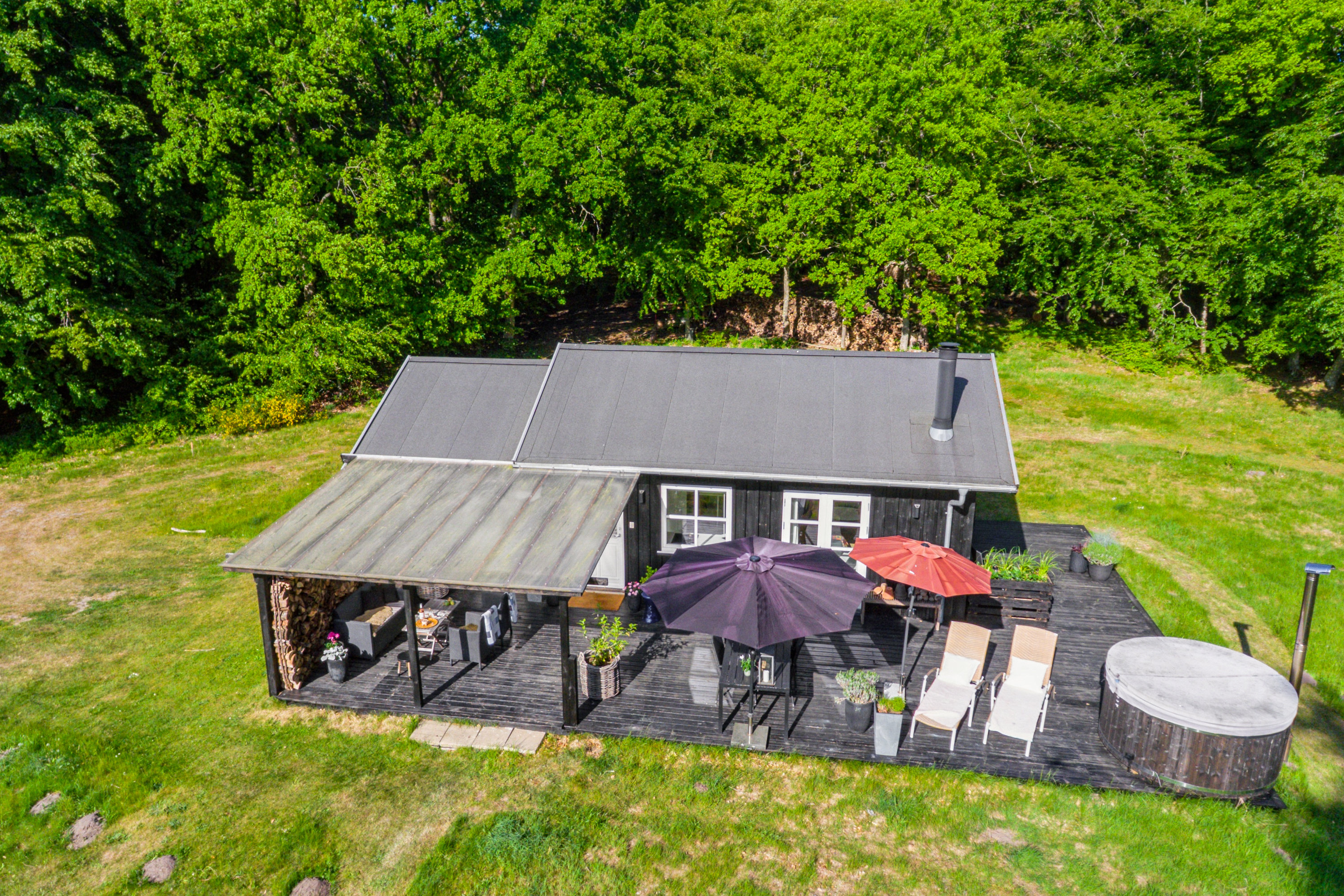 Miniaturebillede 2: luftfoto. Billede af Vestbjerg Skovvej 30, 9380 Vestbjerg