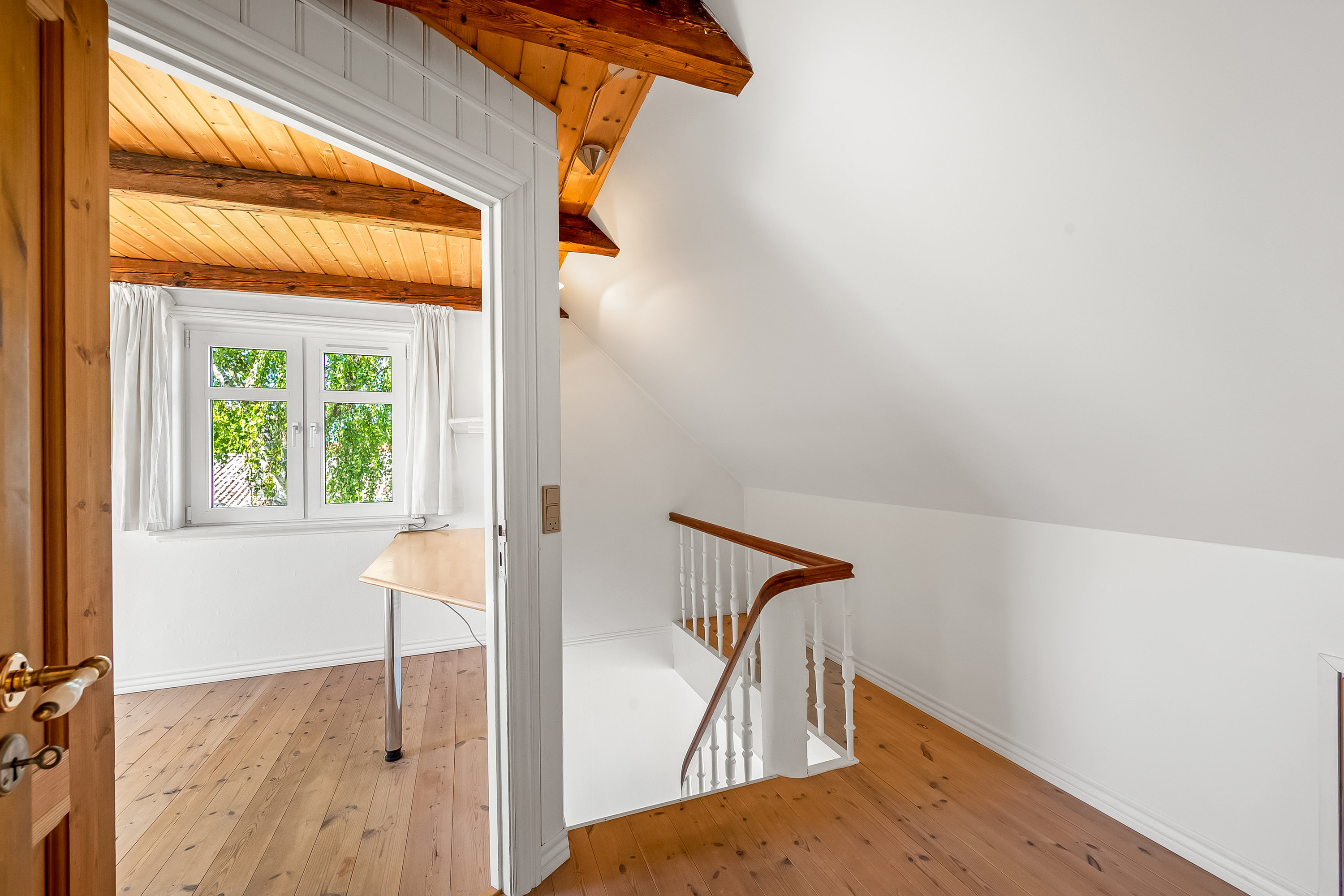 Fremhævet trappe billede i fuldskærmstilstand. Billede af Grønnegade 7, 6880 Tarm