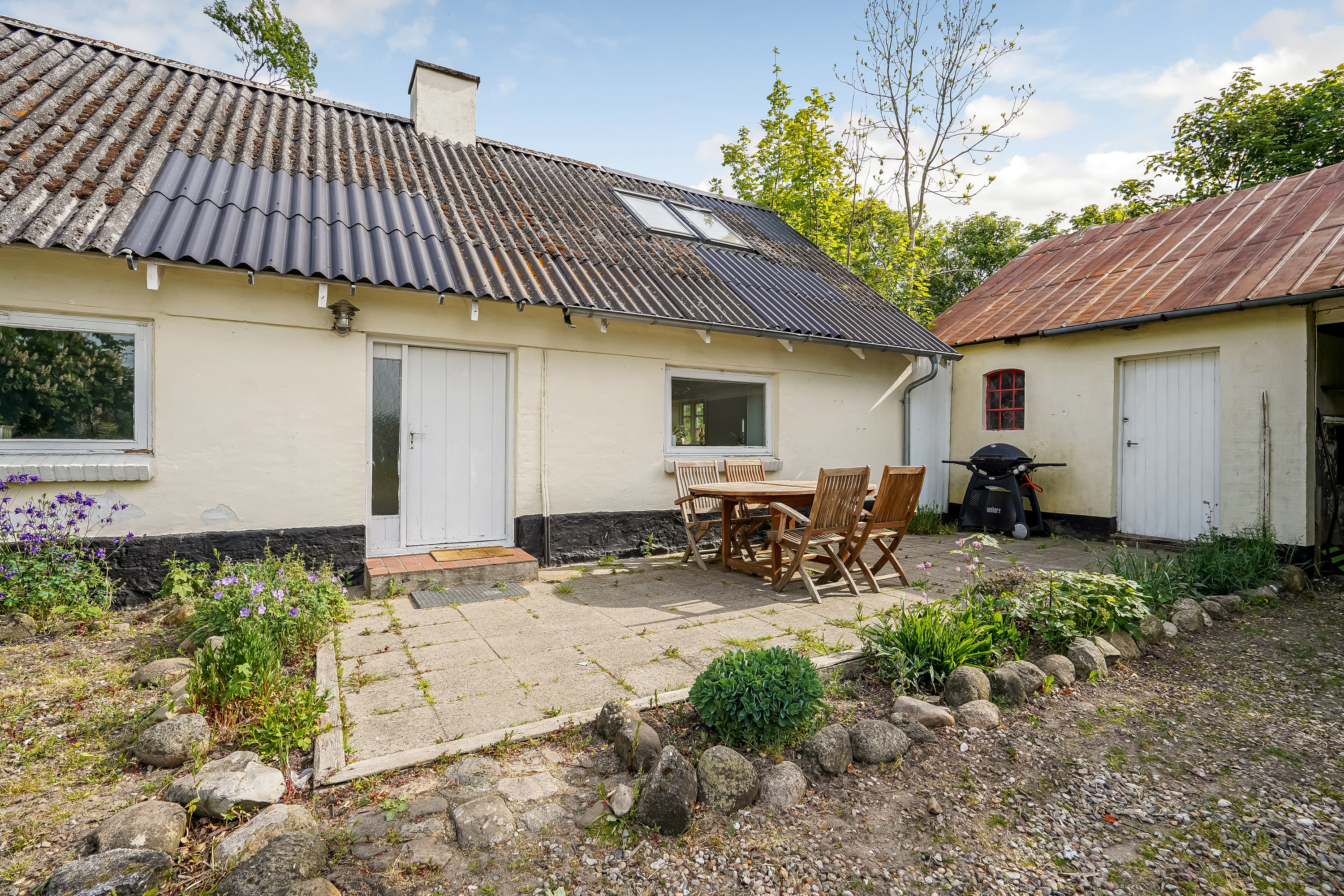 Fremhævet terrasse billede i fuldskærmstilstand. Billede af Sandvadvej 17, 8765 Klovborg