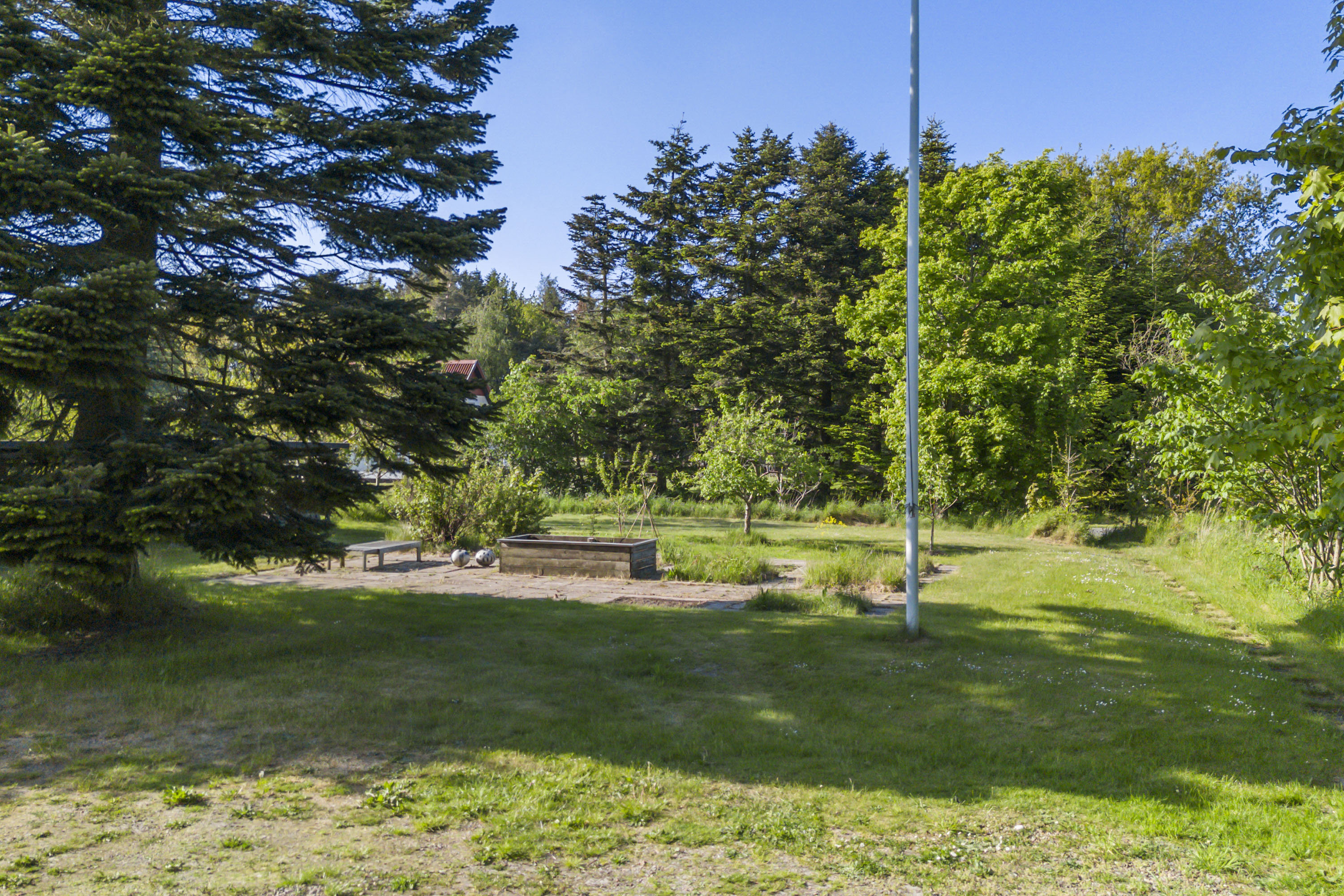 Fremhævet have billede i fuldskærmstilstand. Billede af Elkærvej 6, Tversted, 9881 Bindslev