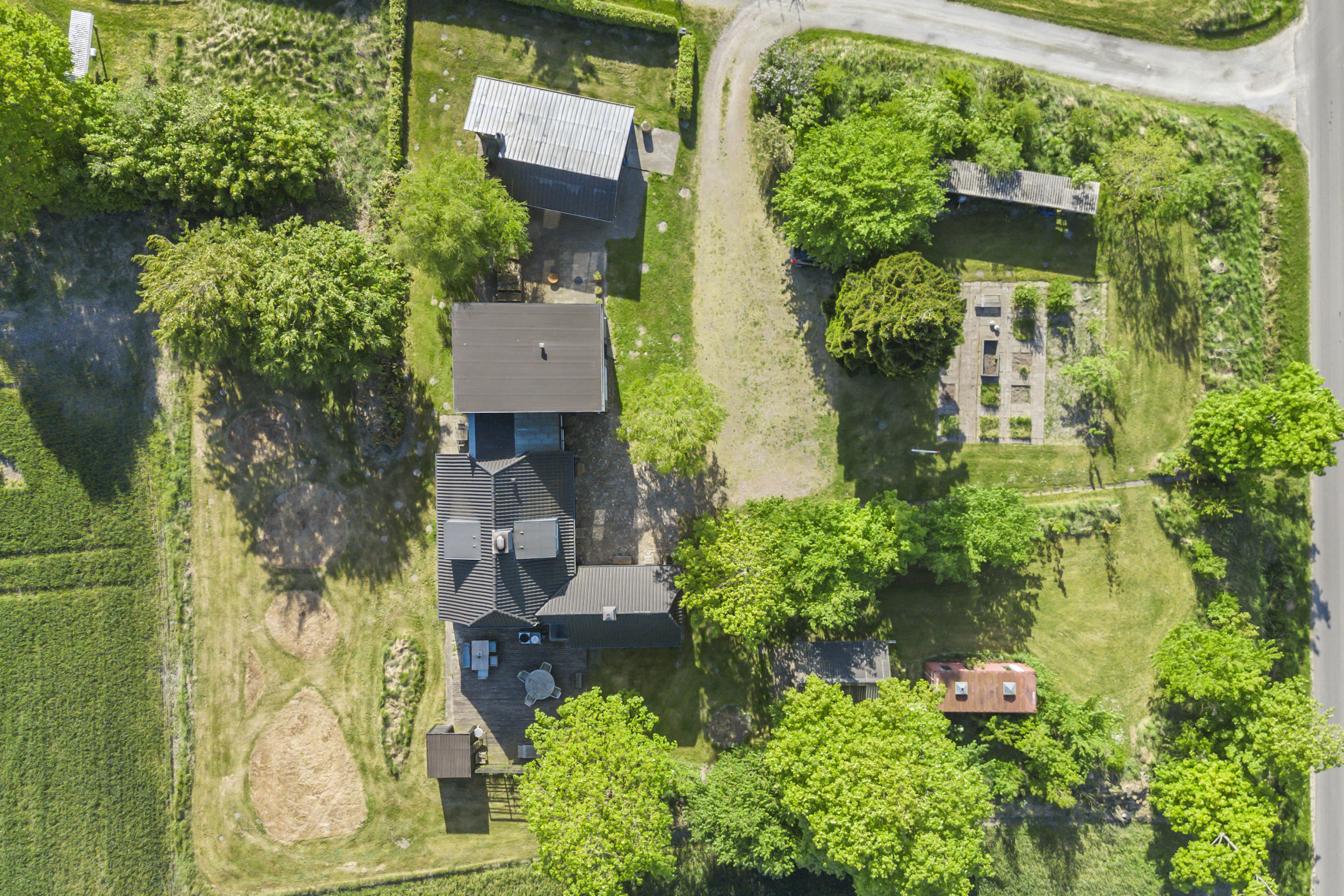 Fremhævet luftfoto billede i fuldskærmstilstand. Billede af Elkærvej 6, Tversted, 9881 Bindslev