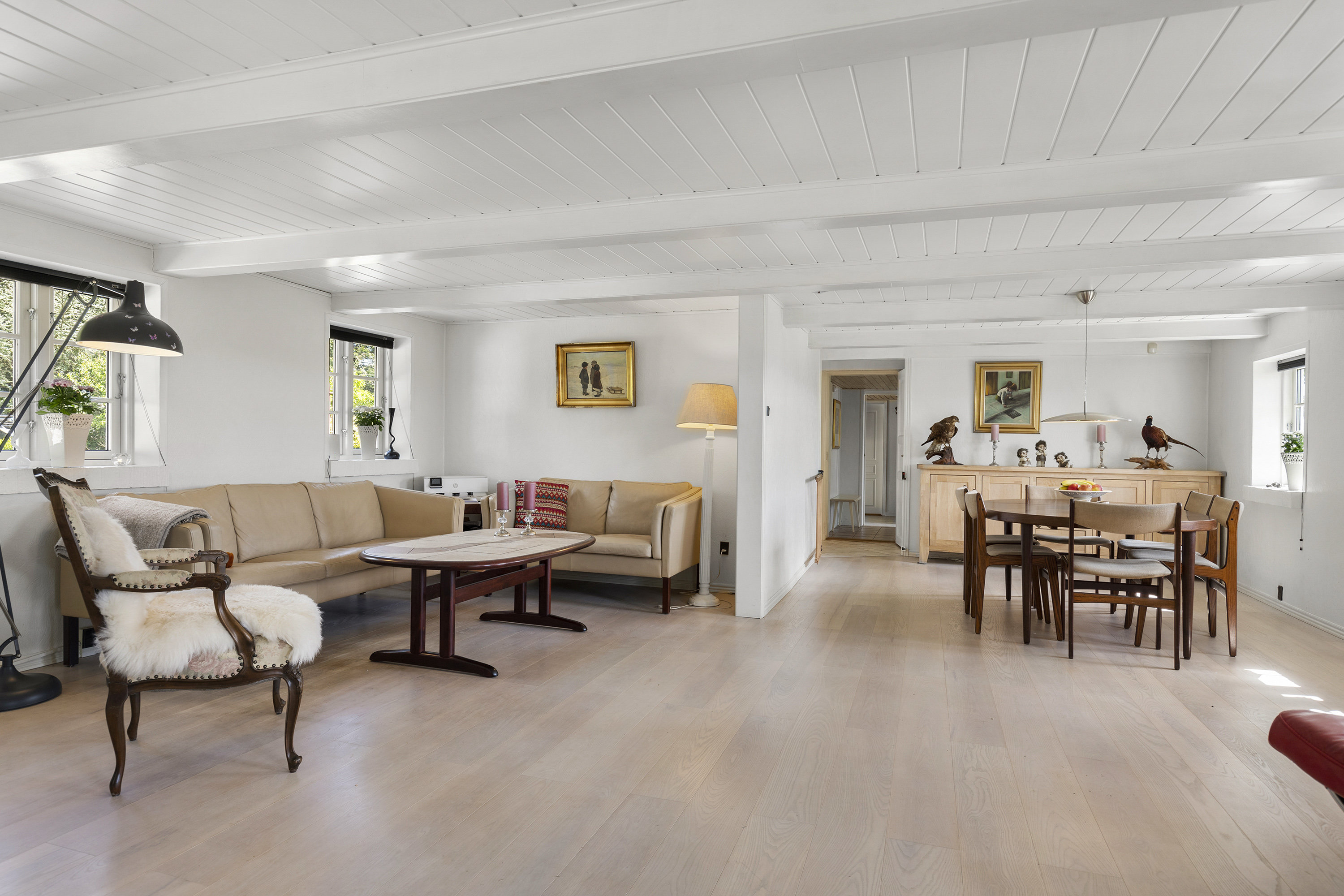 Fremhævet stue billede i fuldskærmstilstand. Billede af Harkenvej 285, Rakkeby, 9800 Hjørring