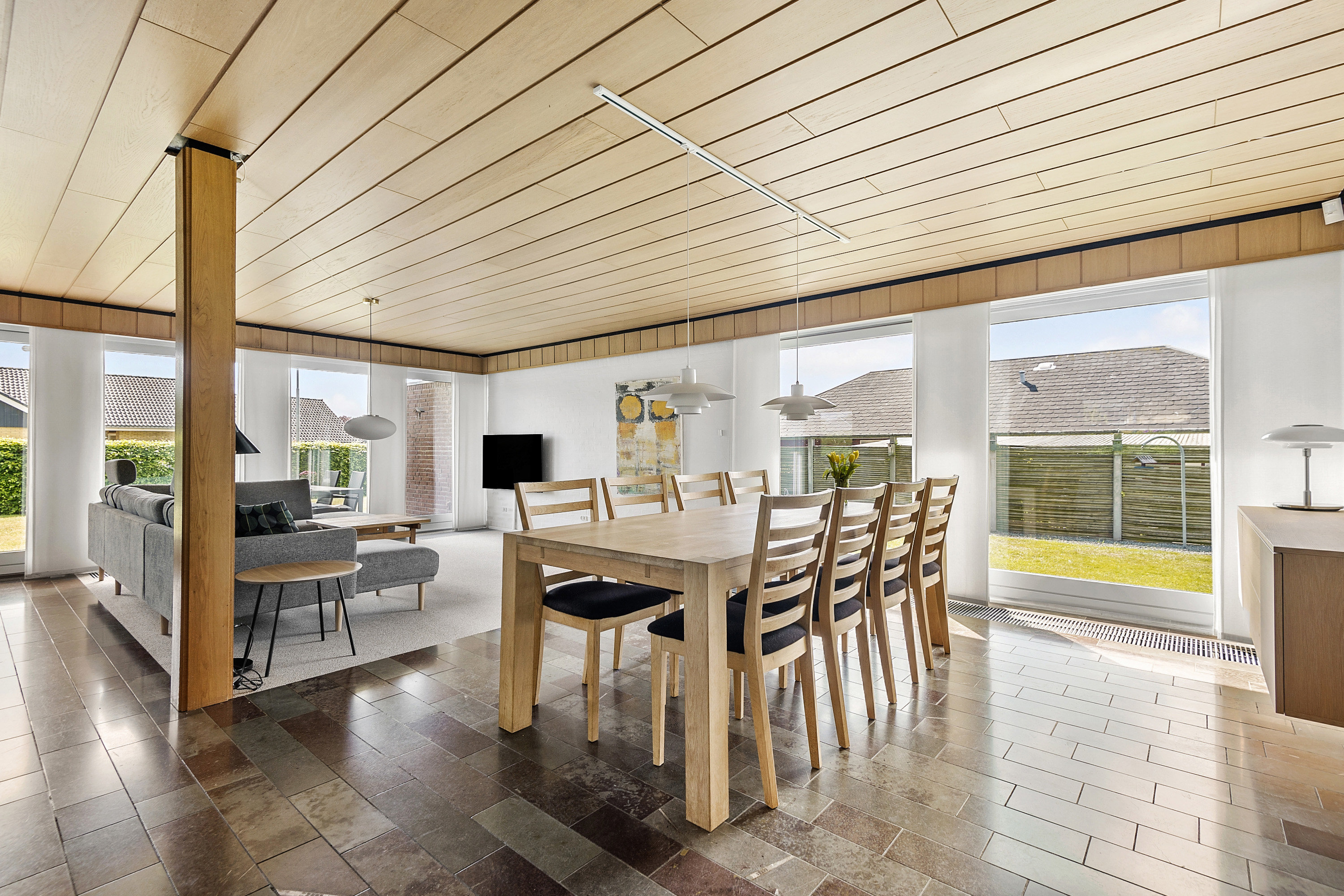 Fremhævet spisestue billede i fuldskærmstilstand. Billede af Tremhøjevej 27, 6731 Tjæreborg