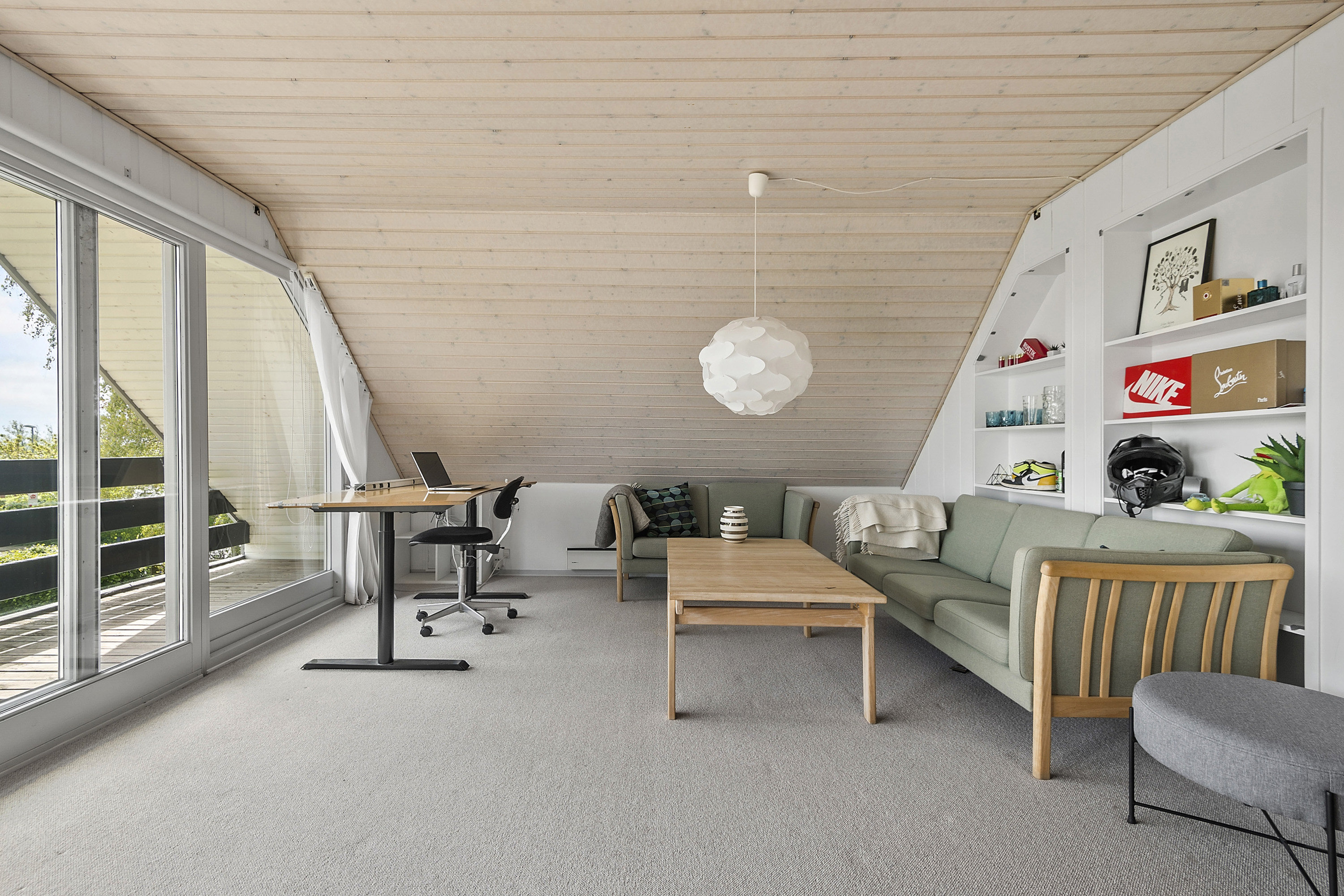 Fremhævet stue billede i fuldskærmstilstand. Billede af Tremhøjevej 27, 6731 Tjæreborg