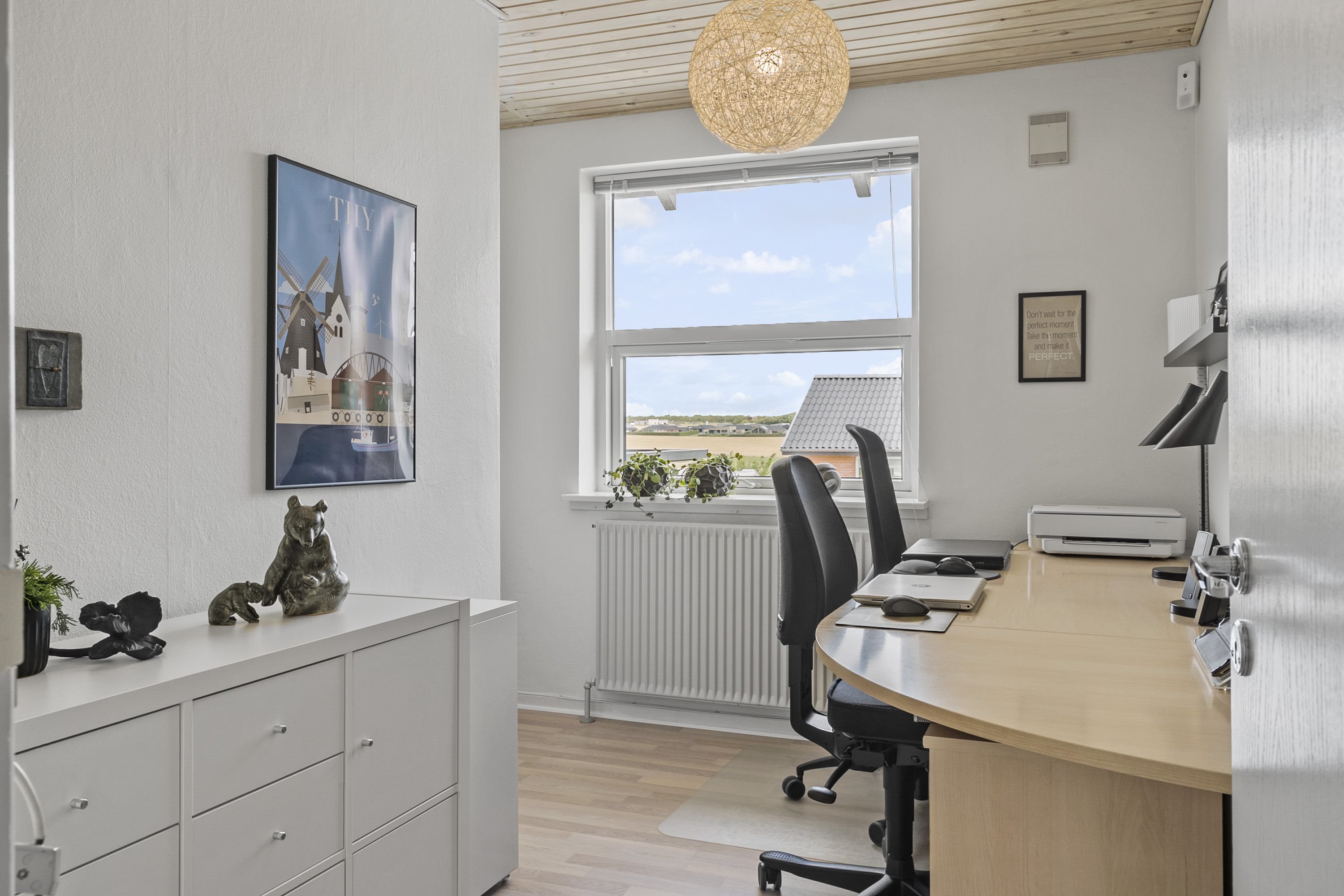 Fremhævet kontor billede i fuldskærmstilstand. Billede af Australiavænget 3A, Tingstrup, 7700 Thisted