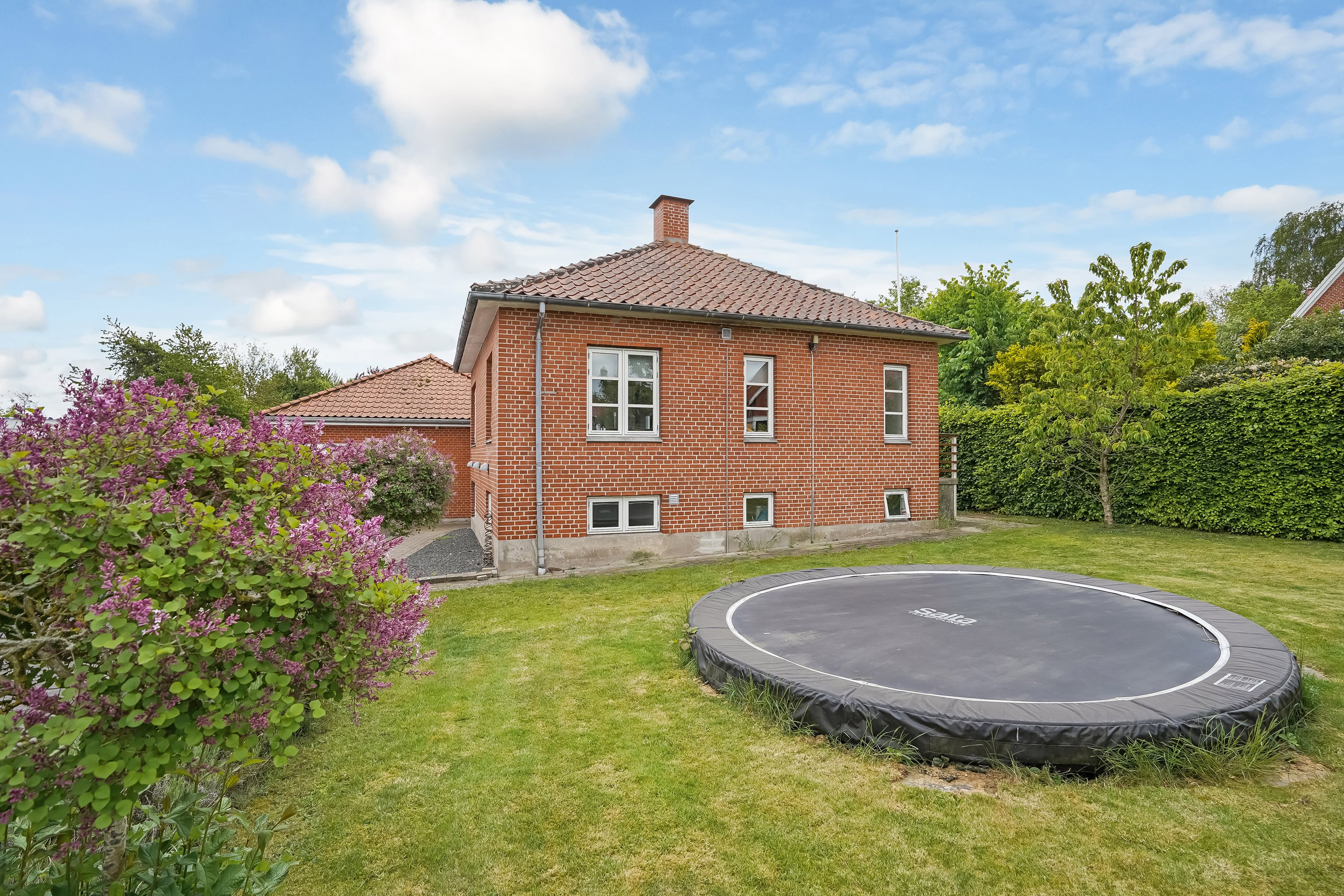 Fremhævet have billede i fuldskærmstilstand. Billede af Adlerhusvej 24, 5500 Middelfart