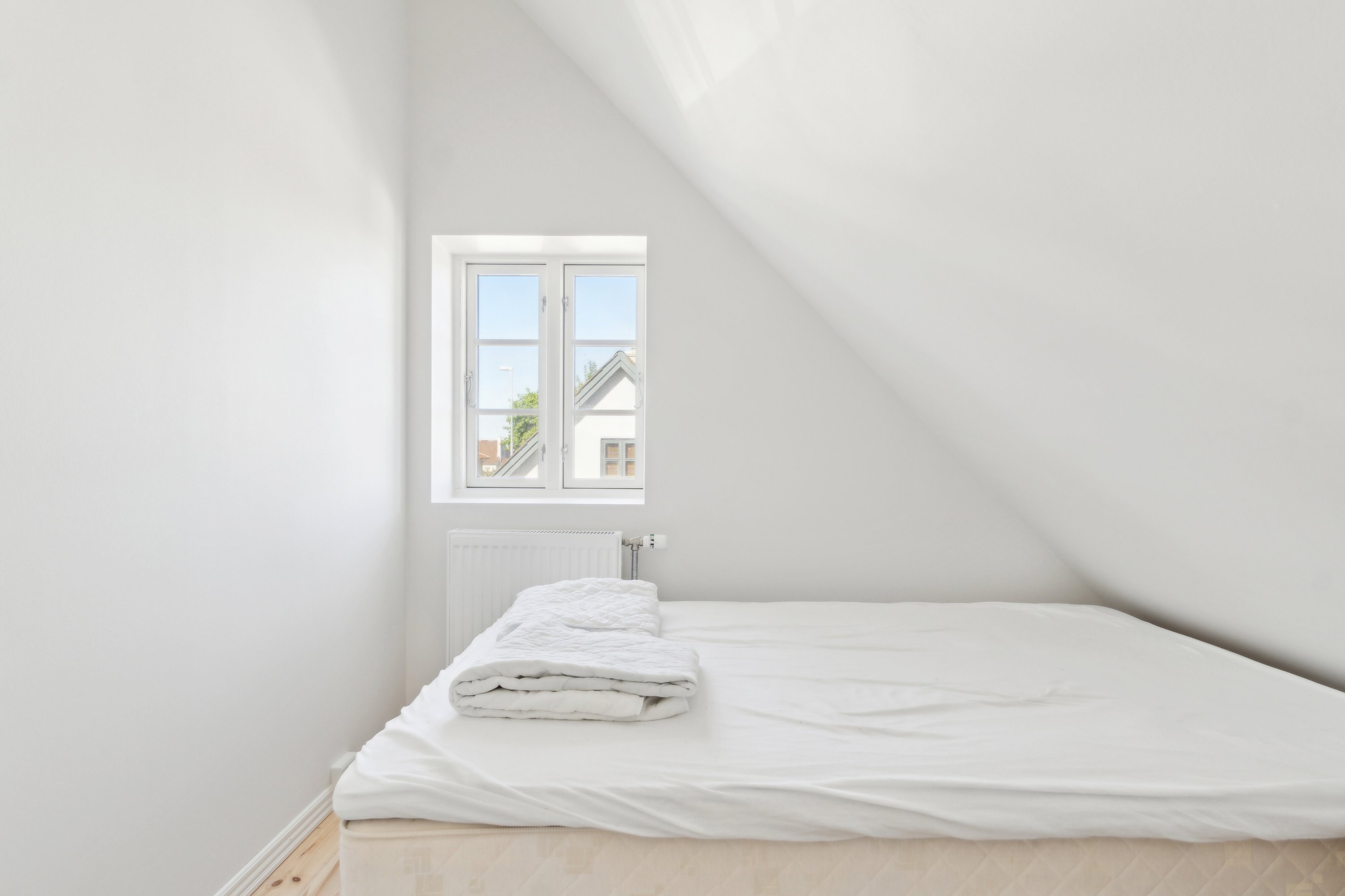 Fremhævet soveværelse billede i fuldskærmstilstand. Billede af Ørhagevej 30, Klitmøller, 7700 Thisted