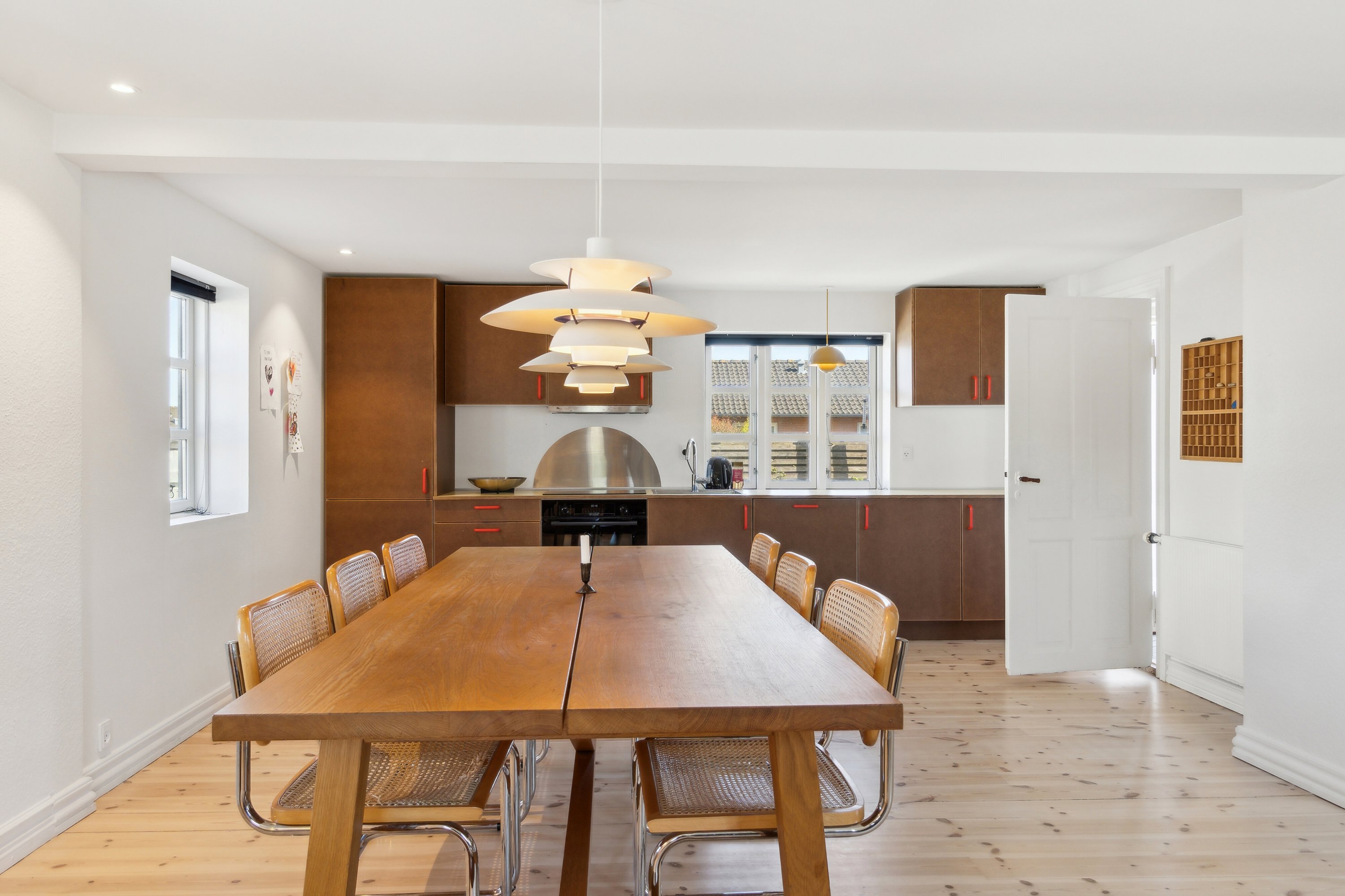 Fremhævet spiseplads billede i fuldskærmstilstand. Billede af Ørhagevej 30, Klitmøller, 7700 Thisted