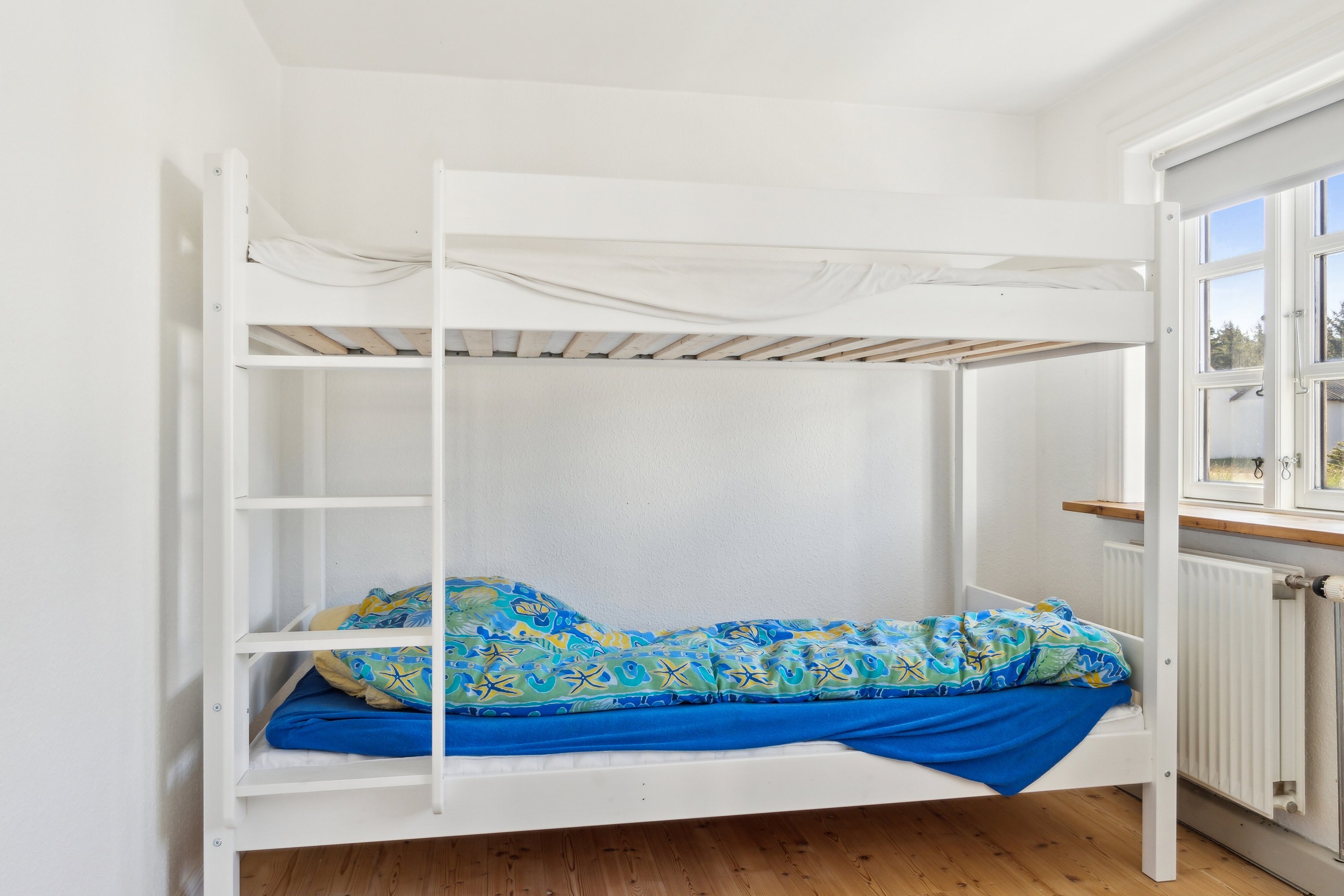 Fremhævet soveværelse billede i fuldskærmstilstand. Billede af Ørhagevej 30, Klitmøller, 7700 Thisted