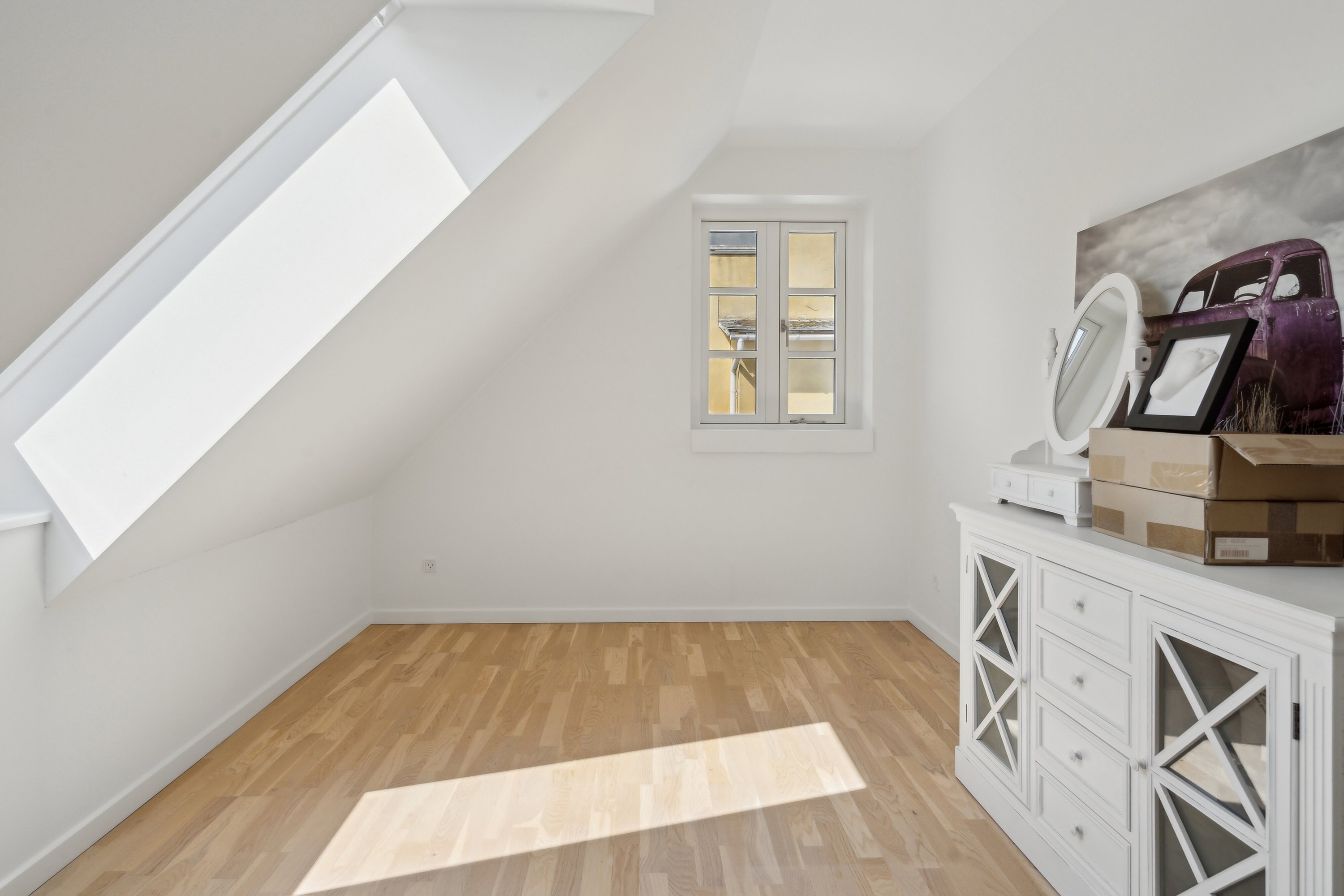 Fremhævet soveværelse billede i fuldskærmstilstand. Billede af Bredgade 12, 4653 Karise