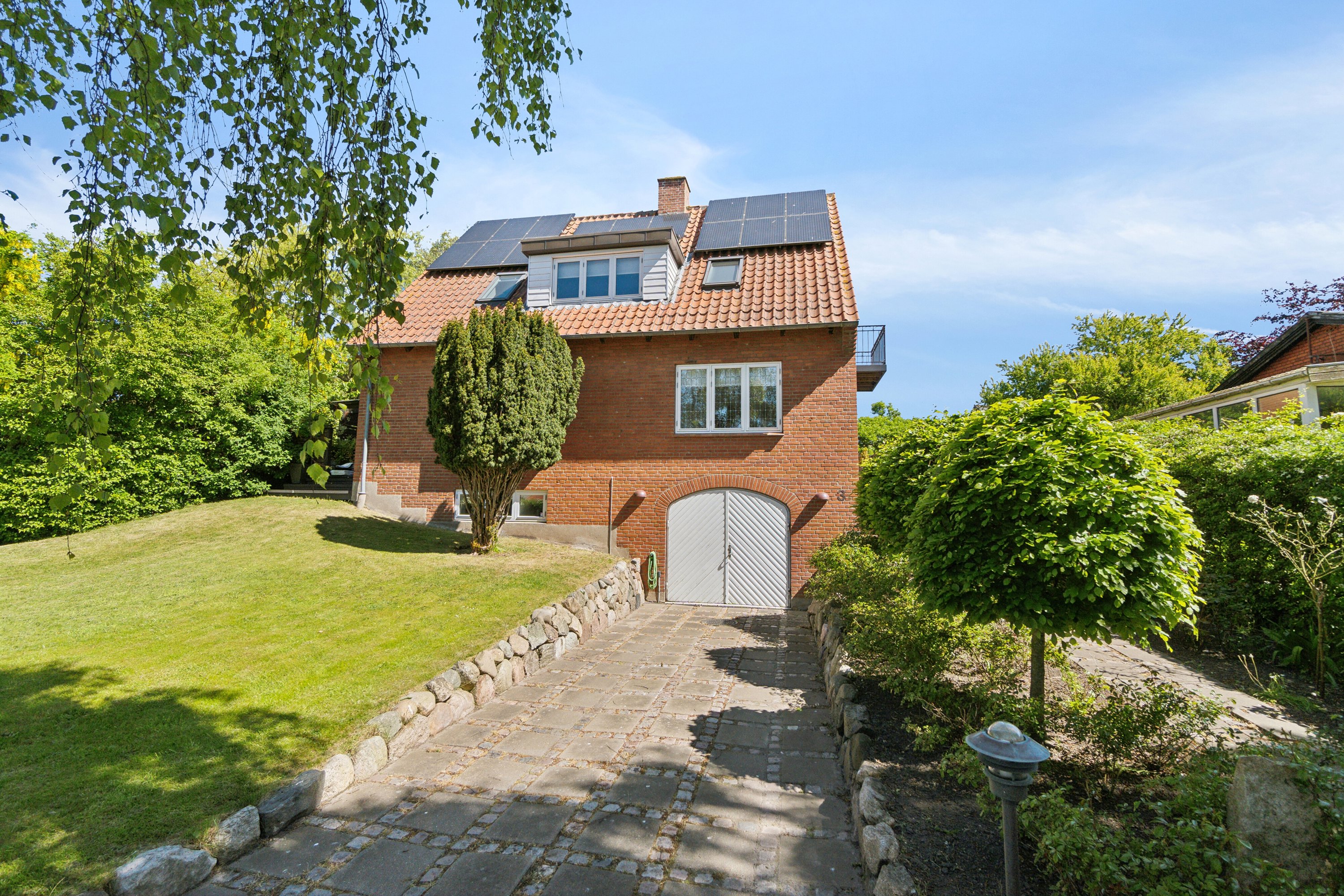 Fremhævet set fra haven billede i fuldskærmstilstand. Billede af Byvangen 3, 7700 Thisted
