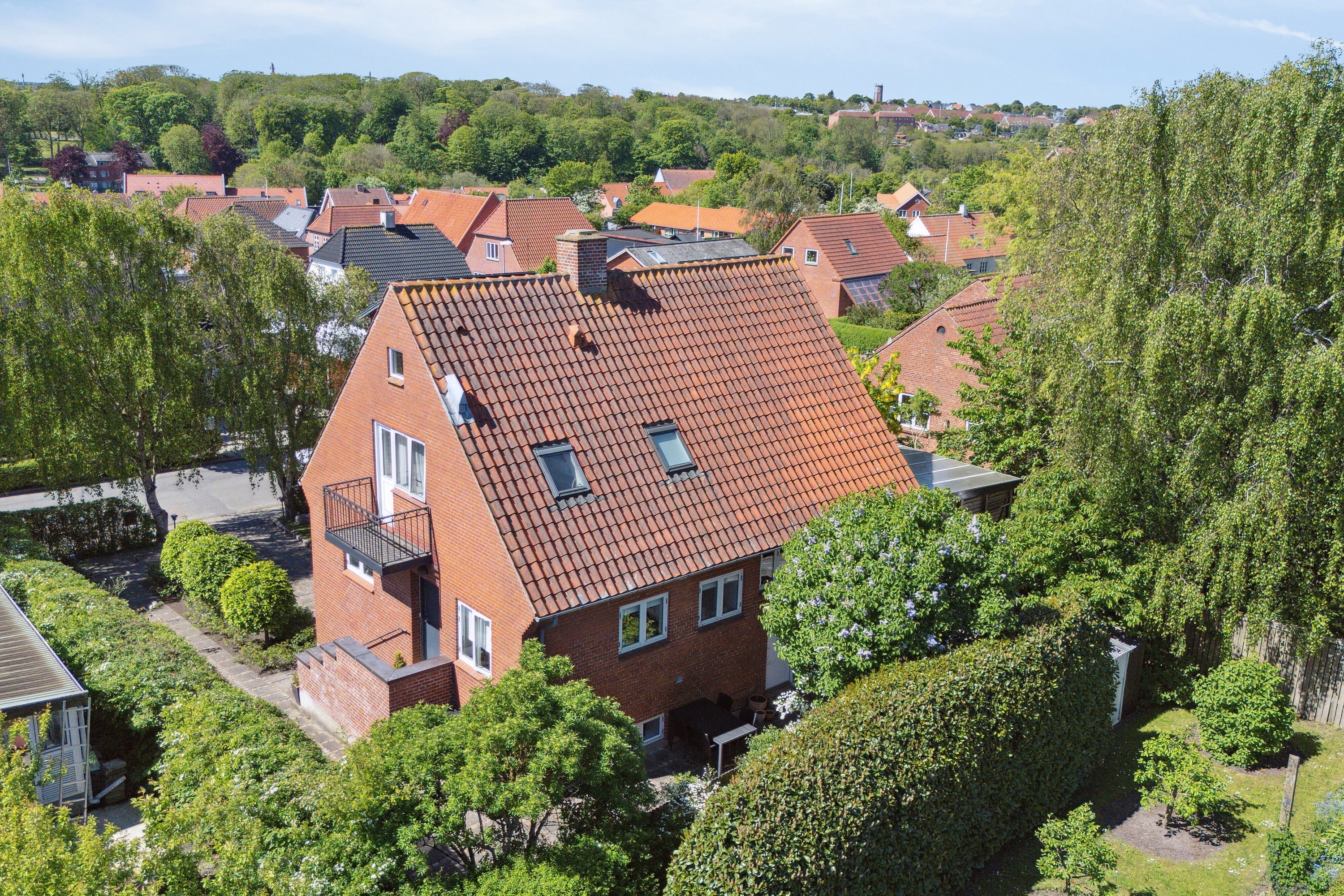 Fremhævet udendørs billede i fuldskærmstilstand. Billede af Byvangen 3, 7700 Thisted