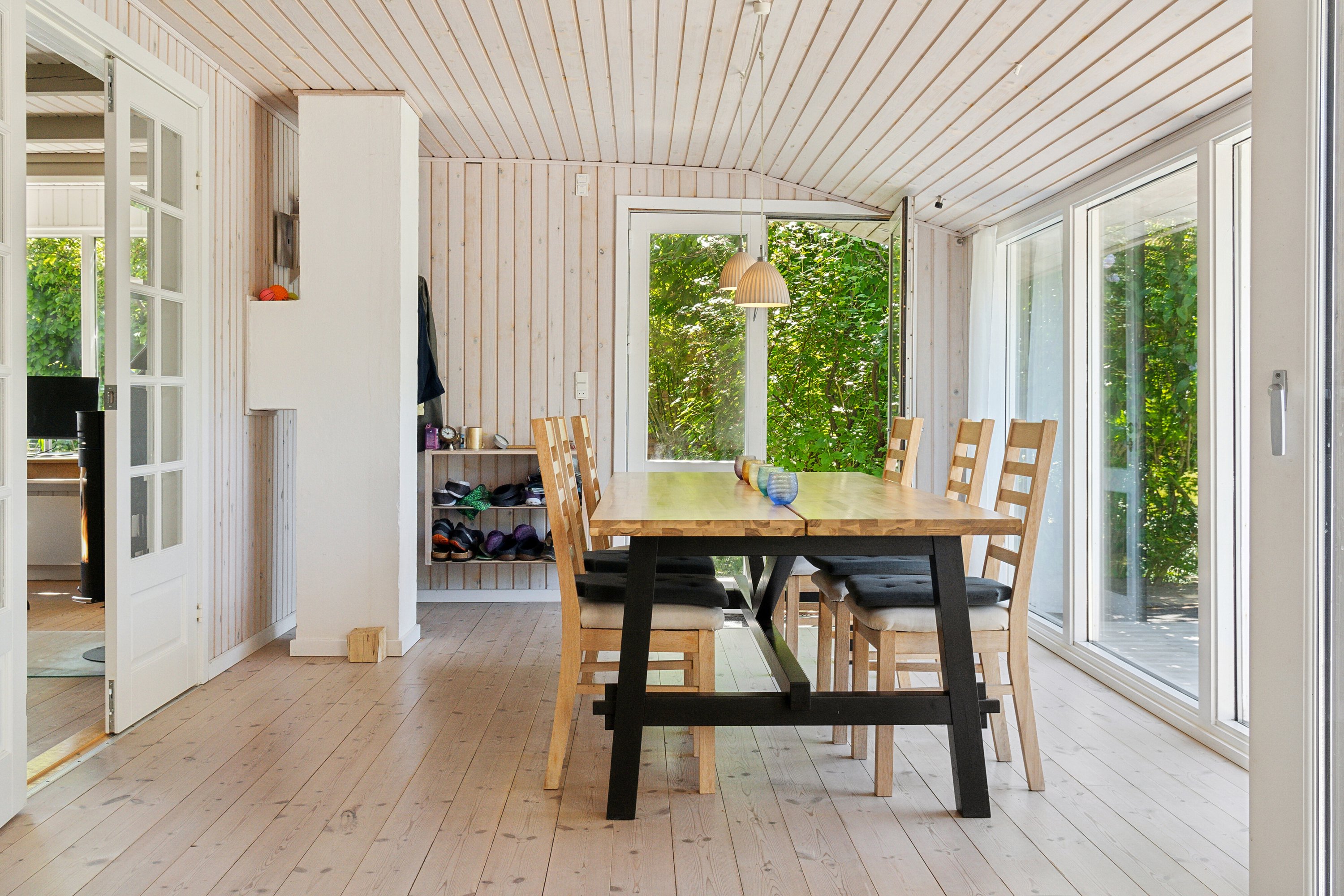 Fremhævet spisestue billede i fuldskærmstilstand. Billede af Skadevænget 79, Vellerup, 4050 Skibby