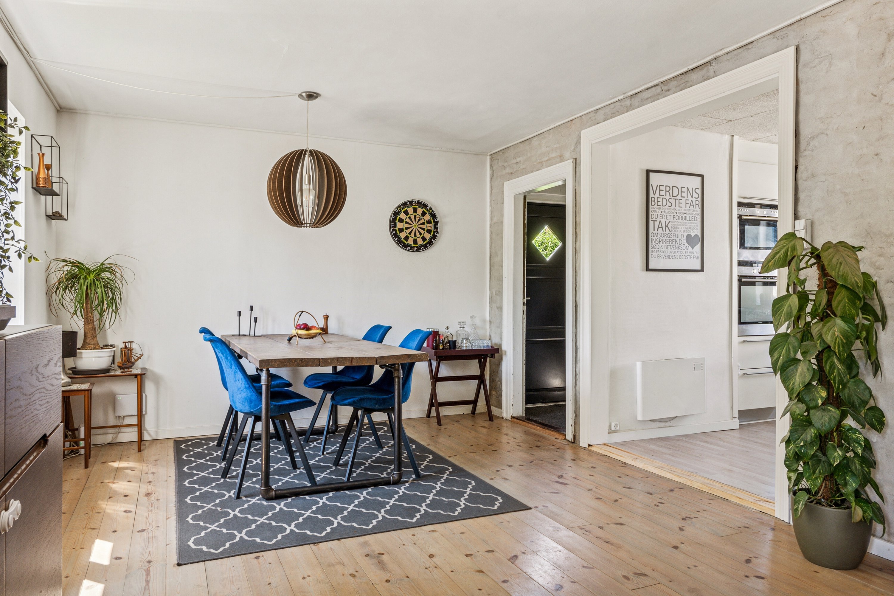 Fremhævet spisestue billede i fuldskærmstilstand. Billede af Nørreås 37, 4200 Slagelse