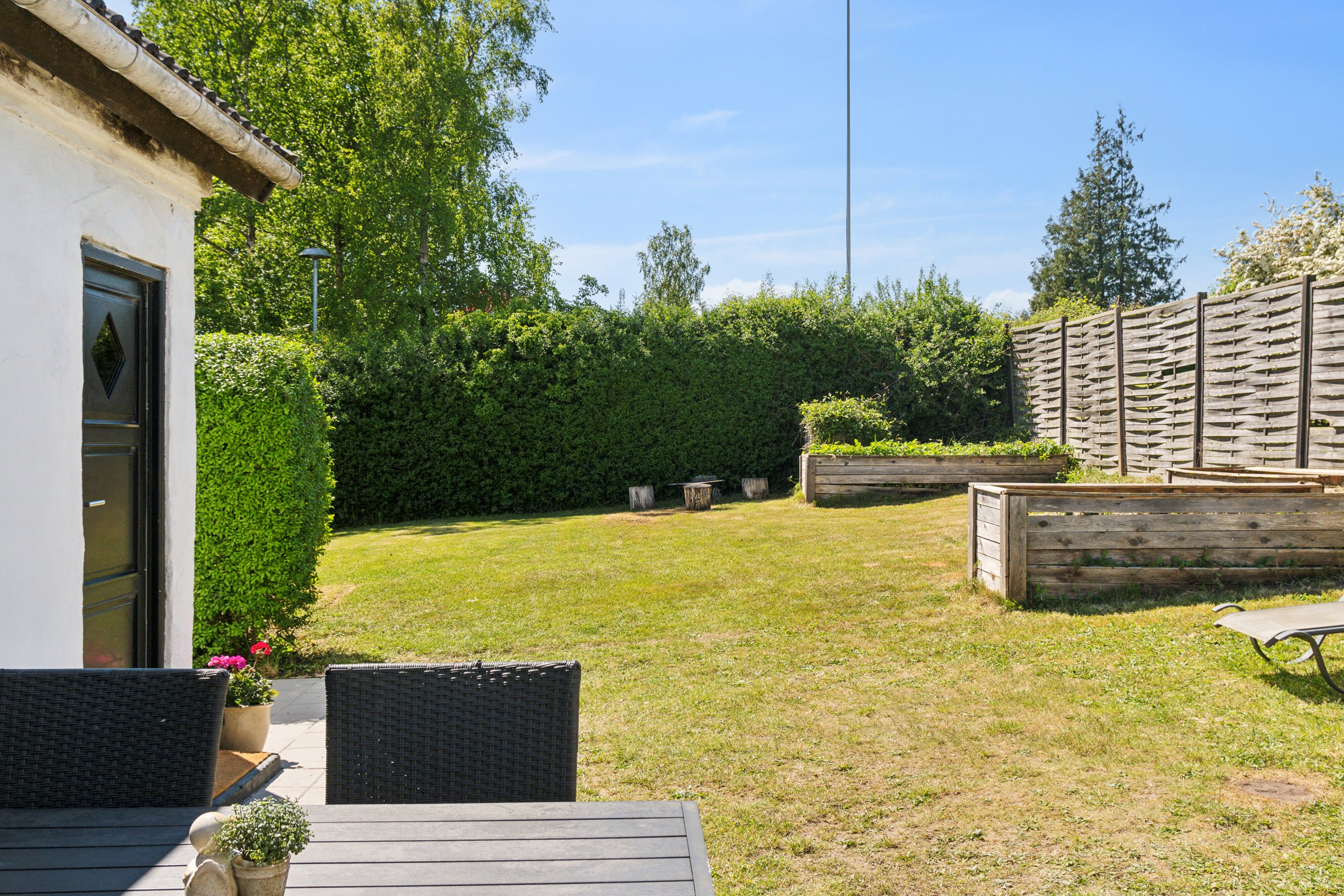 Fremhævet set fra haven billede i fuldskærmstilstand. Billede af Nørreås 37, 4200 Slagelse