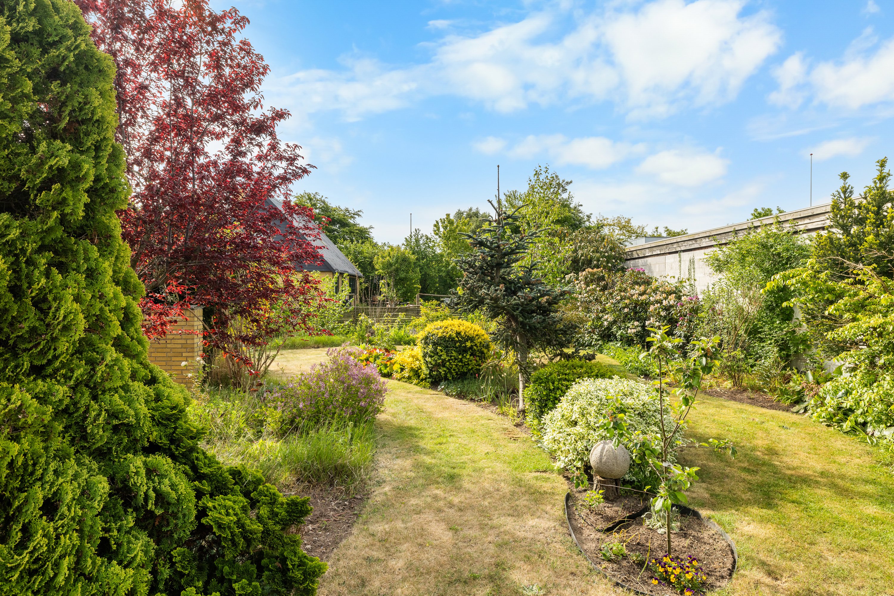 Fremhævet have billede i fuldskærmstilstand. Billede af Strandparken 11, Faldsled, 5642 Millinge
