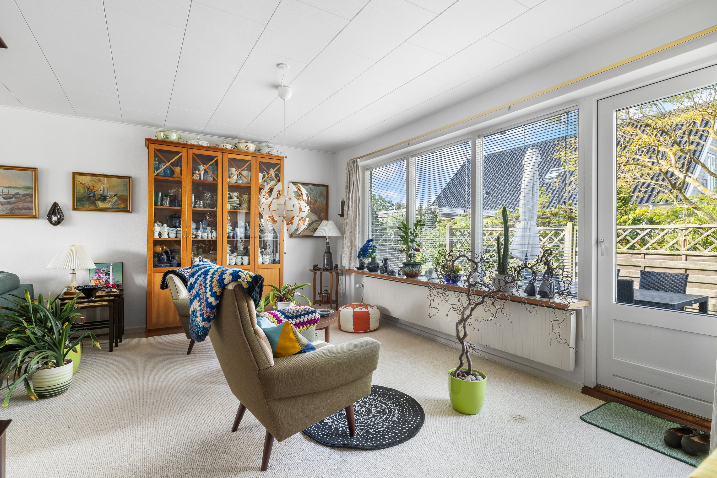 Fremhævet stue billede i fuldskærmstilstand. Billede af Strandparken 11, Faldsled, 5642 Millinge