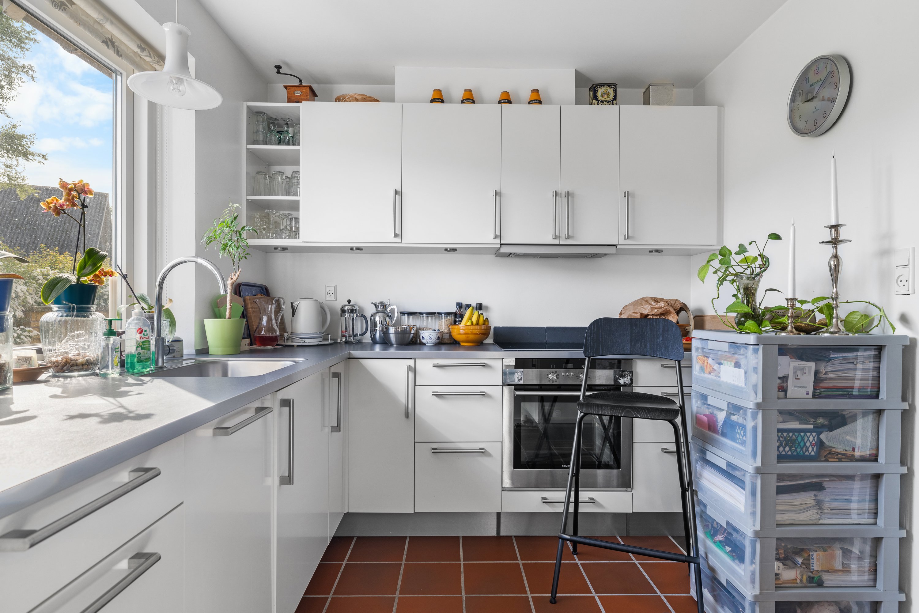 Fremhævet køkken billede i fuldskærmstilstand. Billede af Strandparken 11, Faldsled, 5642 Millinge