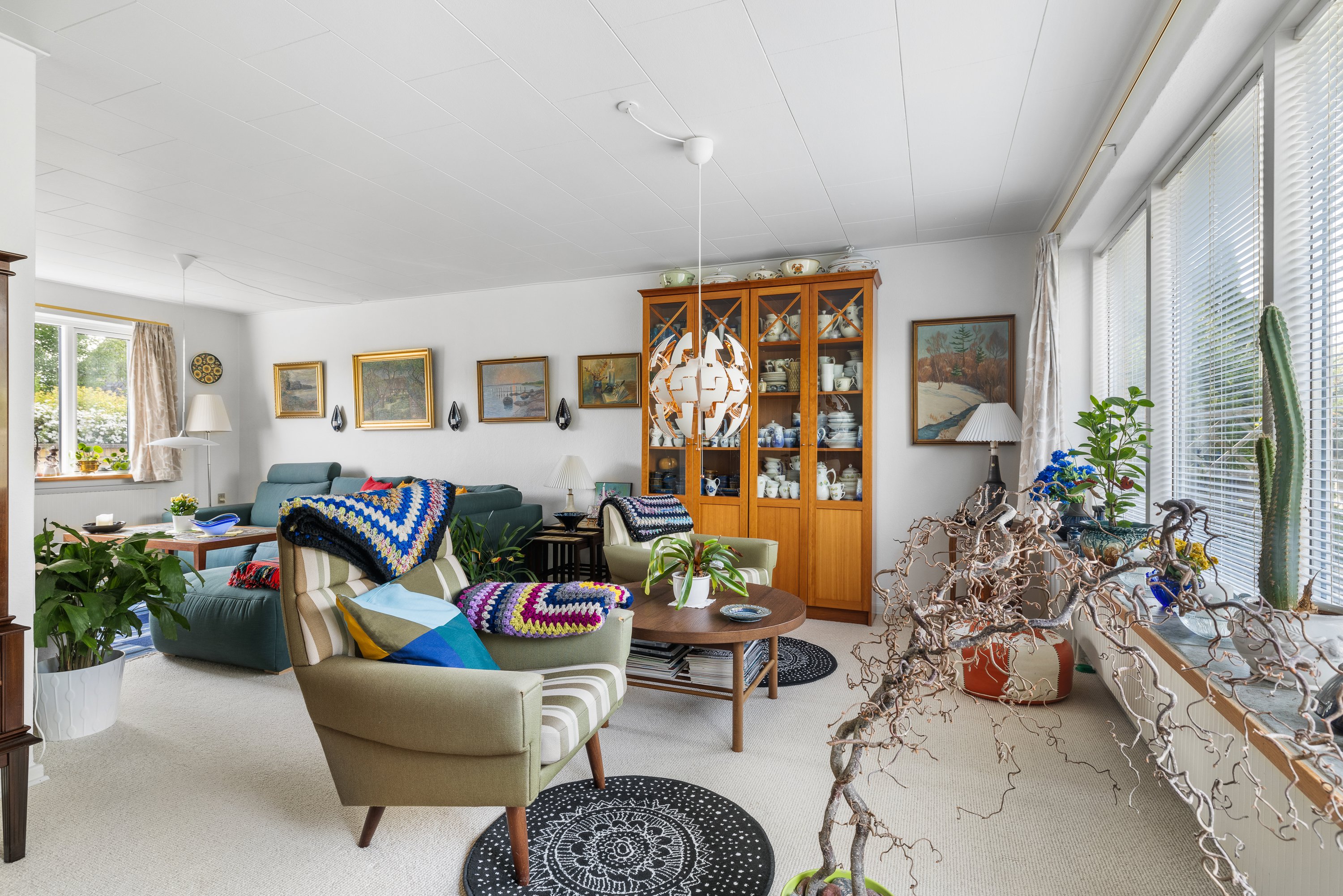 Fremhævet stue billede i fuldskærmstilstand. Billede af Strandparken 11, Faldsled, 5642 Millinge