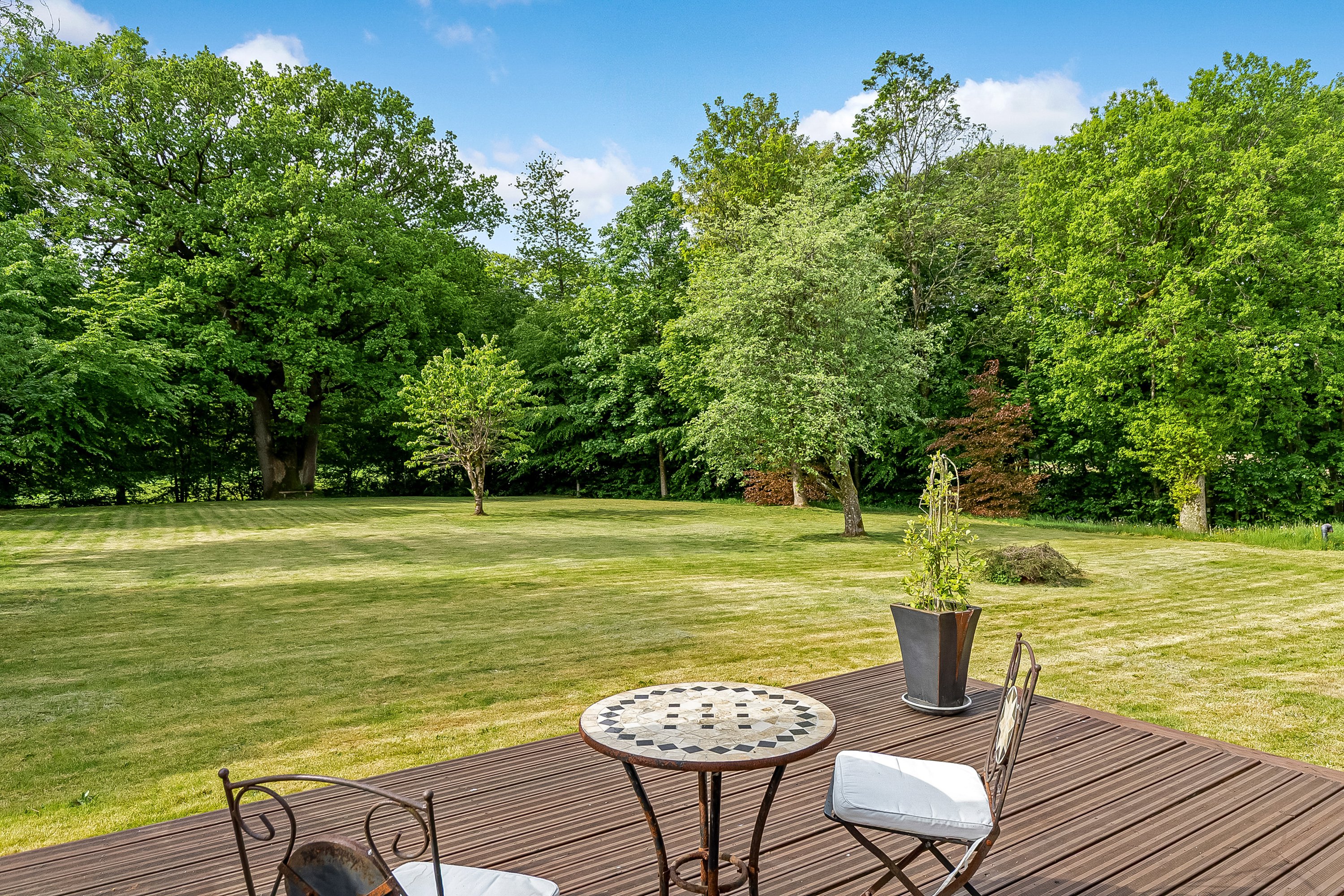 Fremhævet terrasse billede i fuldskærmstilstand. Billede af Holbækgårdvej 2, Revsø, 6070 Christiansfeld