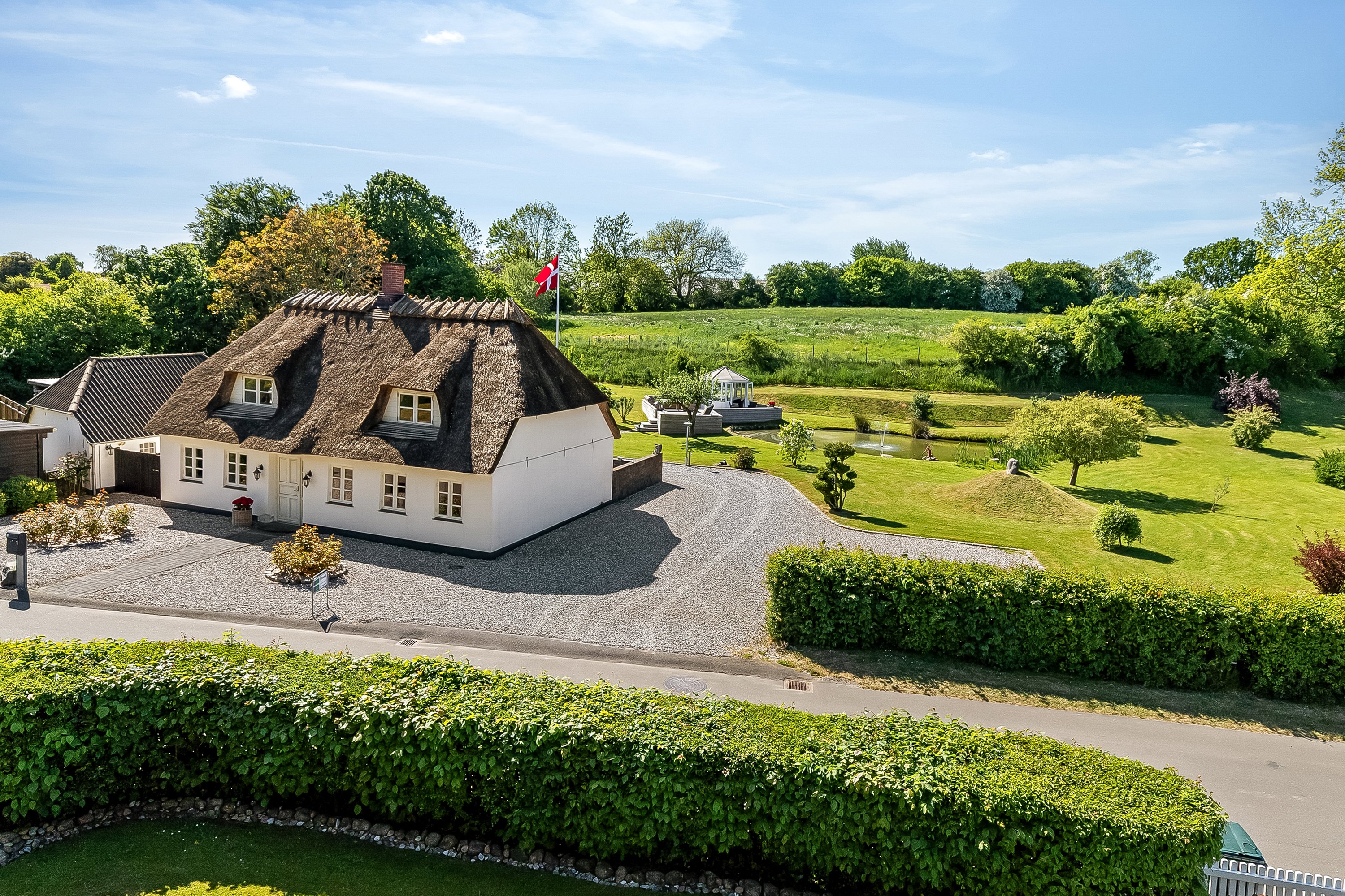 Fremhævet mastefoto billede i fuldskærmstilstand. Billede af Stenholt 1, 6092 Sønder Stenderup