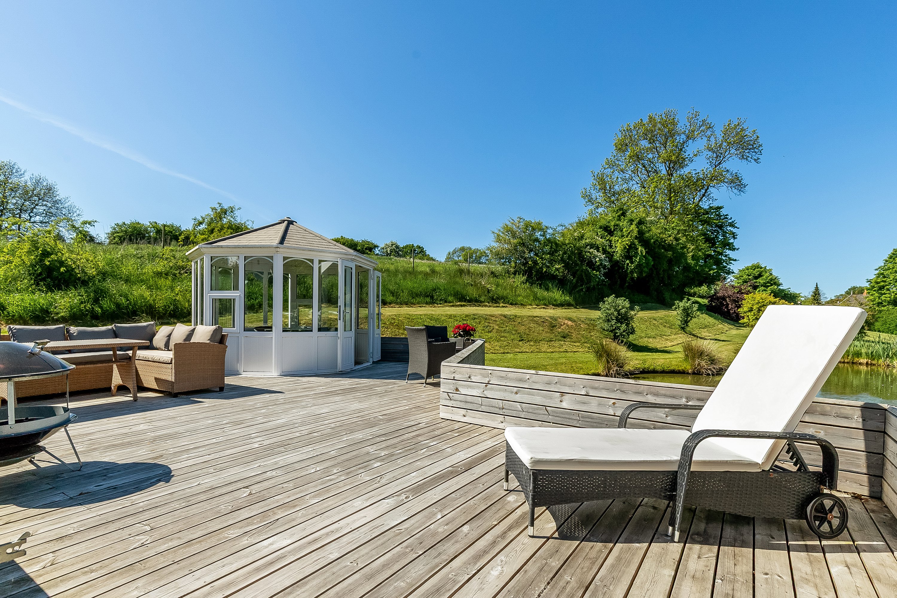 Fremhævet terrasse billede i fuldskærmstilstand. Billede af Stenholt 1, 6092 Sønder Stenderup