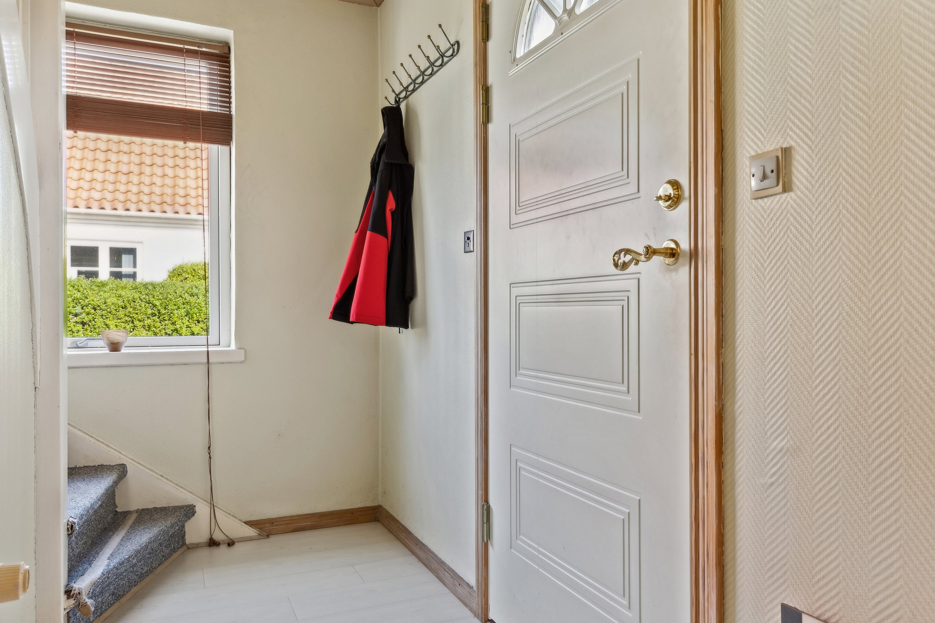 Fremhævet entre billede i fuldskærmstilstand. Billede af Teglværksvangen 18, 4540 Fårevejle