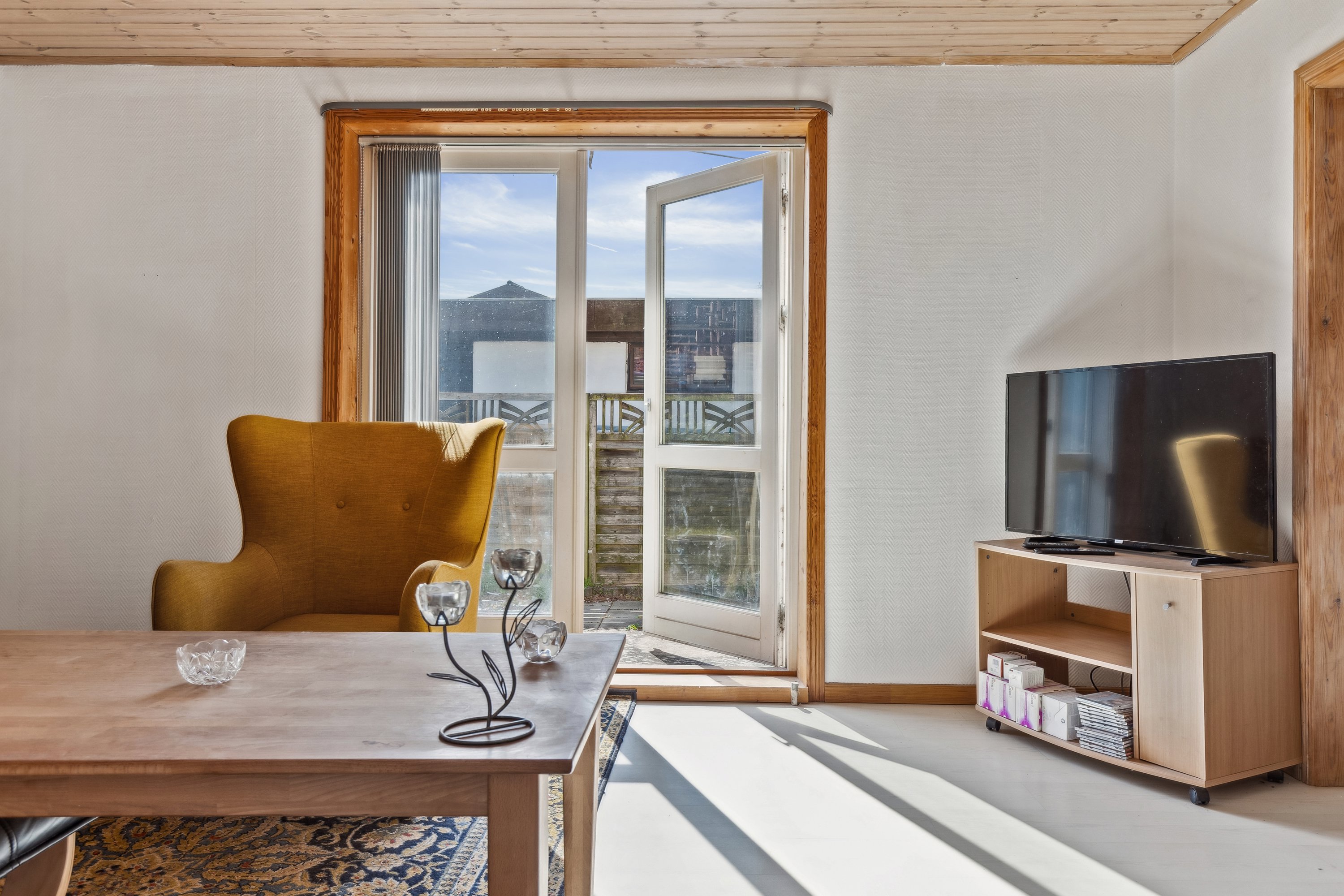 Fremhævet stue billede i fuldskærmstilstand. Billede af Teglværksvangen 18, 4540 Fårevejle