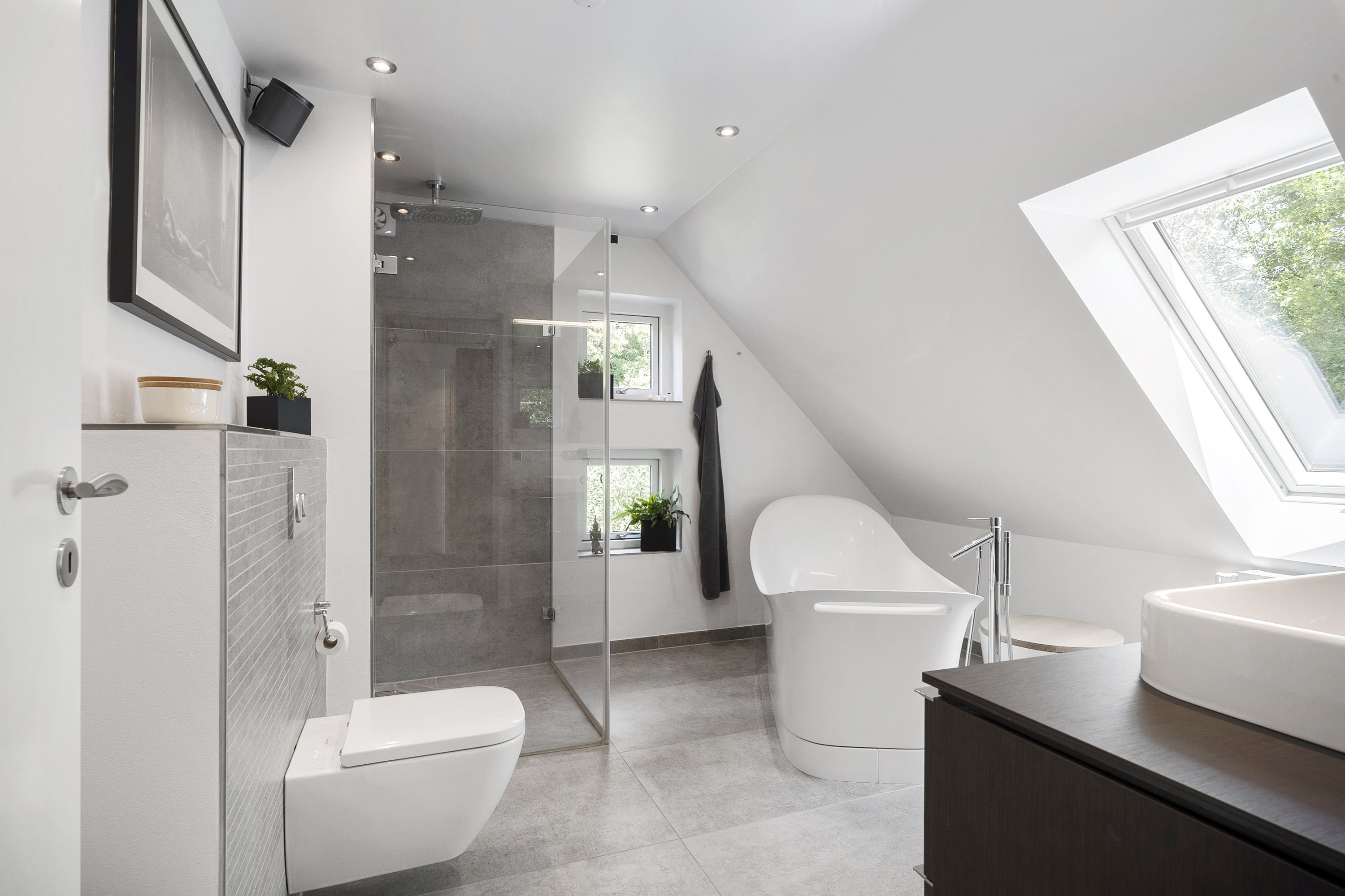 Fremhævet  billede i fuldskærmstilstand. Billede af Klokkens Kvarter 120, Holluf Pile, 5220 Odense SØ