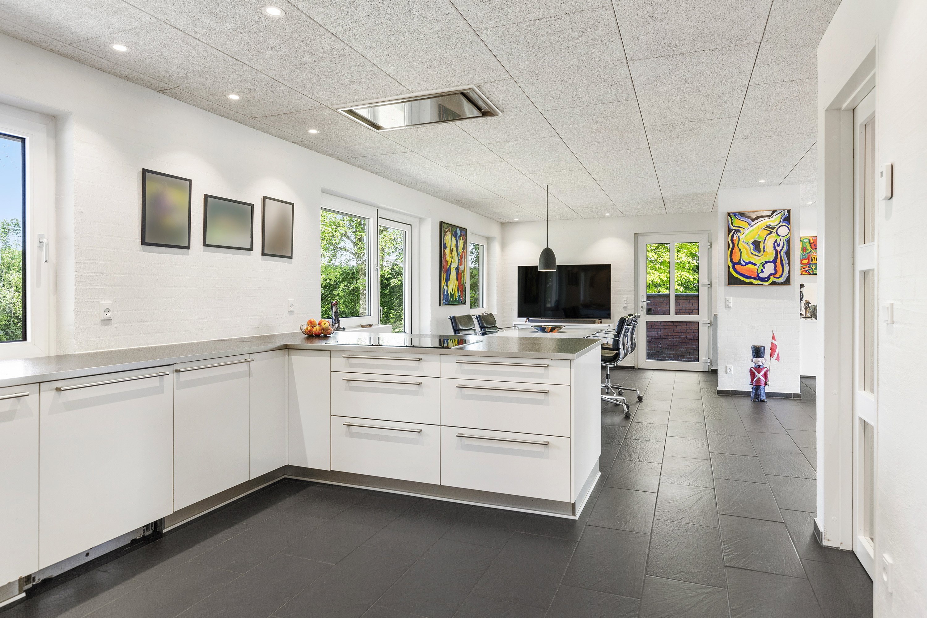 Fremhævet køkken alrum billede i fuldskærmstilstand. Billede af Industrivej 47, 9600 Aars