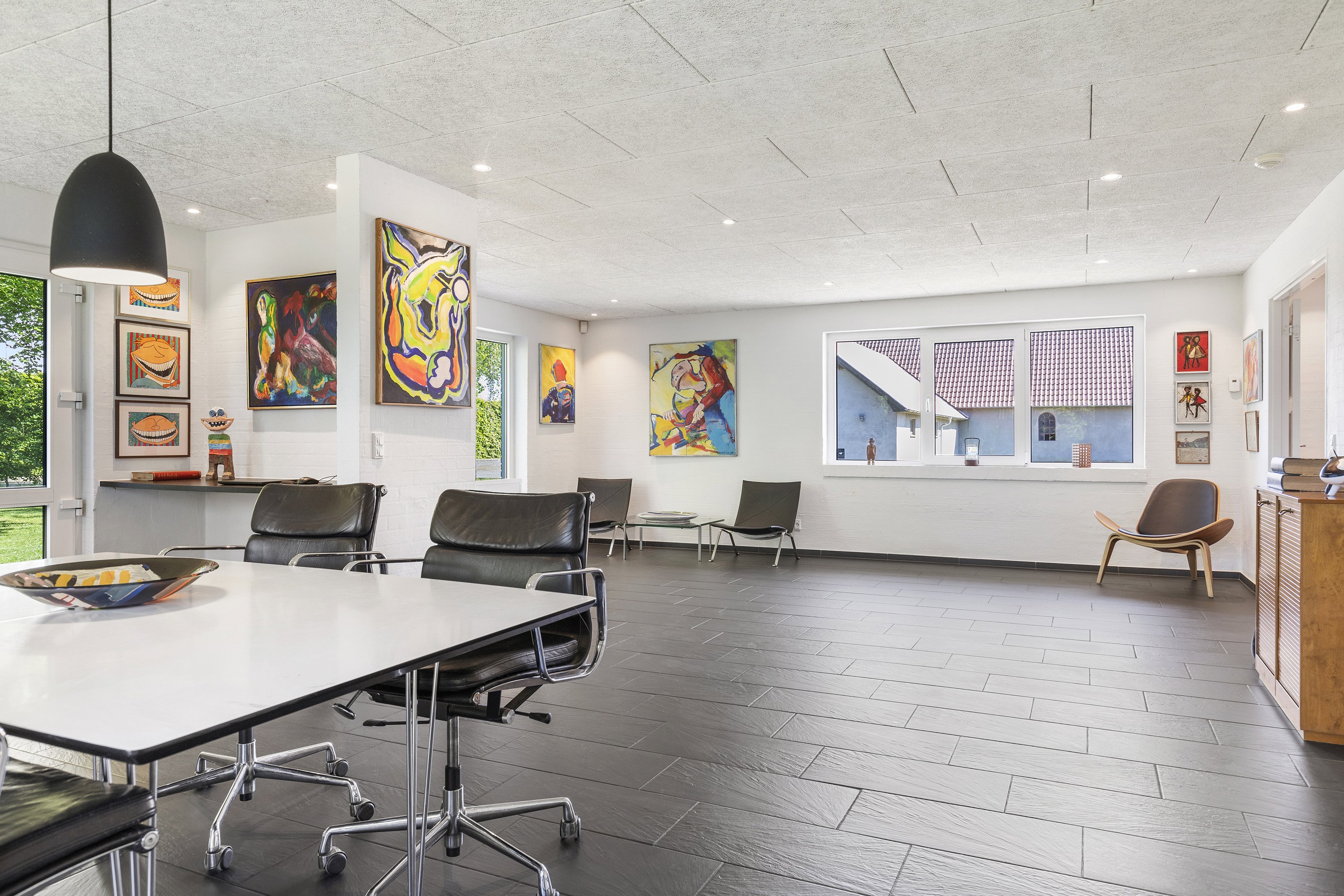 Fremhævet stue billede i fuldskærmstilstand. Billede af Industrivej 47, 9600 Aars