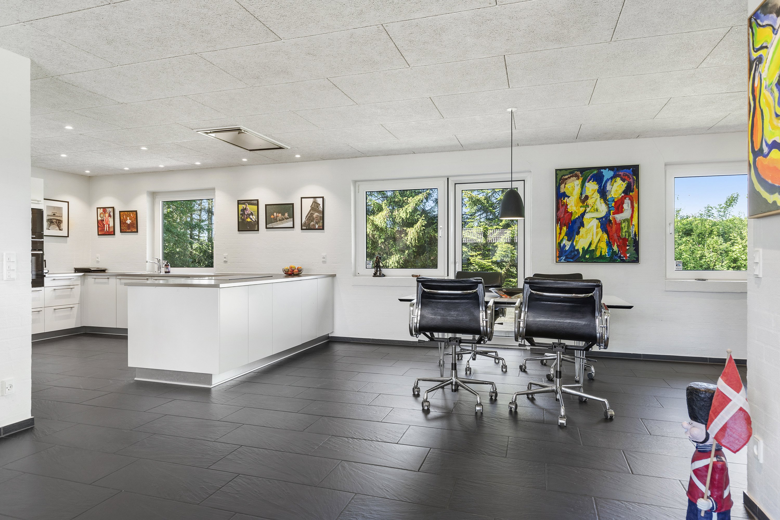 Fremhævet køkken alrum billede i fuldskærmstilstand. Billede af Industrivej 47, 9600 Aars