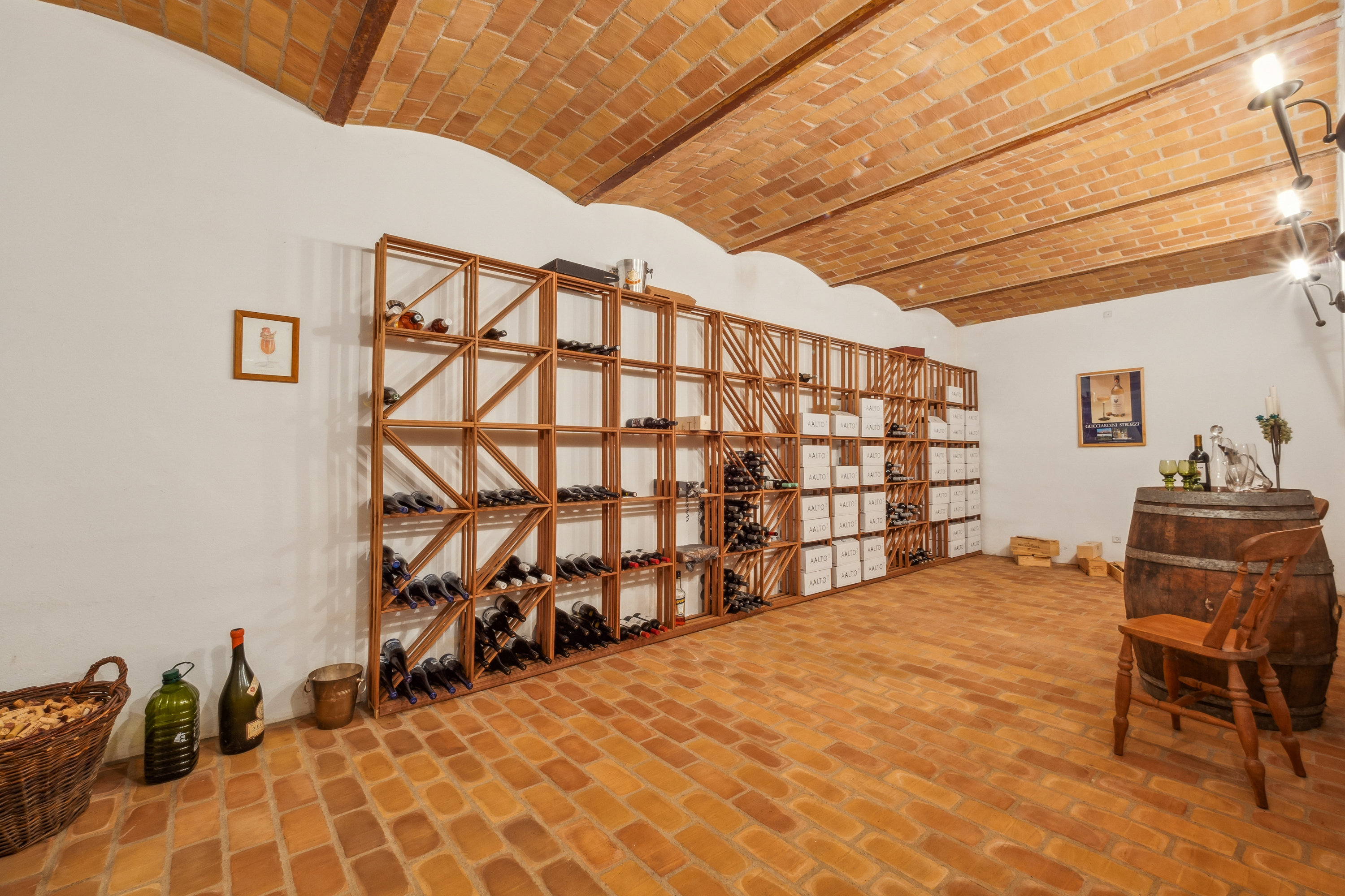 Fremhævet garage billede i fuldskærmstilstand. Billede af Petuniavej 203, 7800 Skive