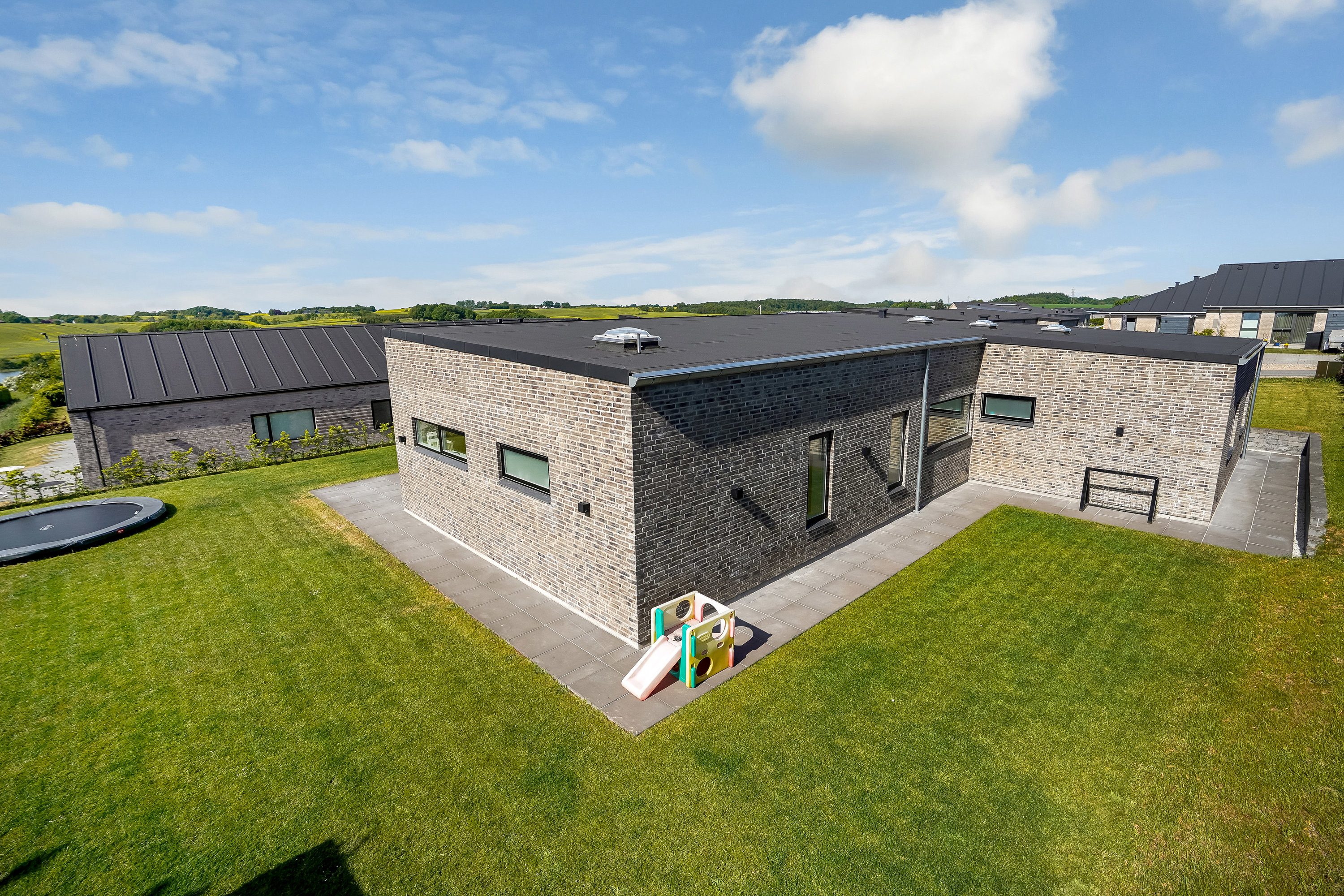 Fremhævet  billede i fuldskærmstilstand. Billede af Ring Søpark 27, 8740 Brædstrup